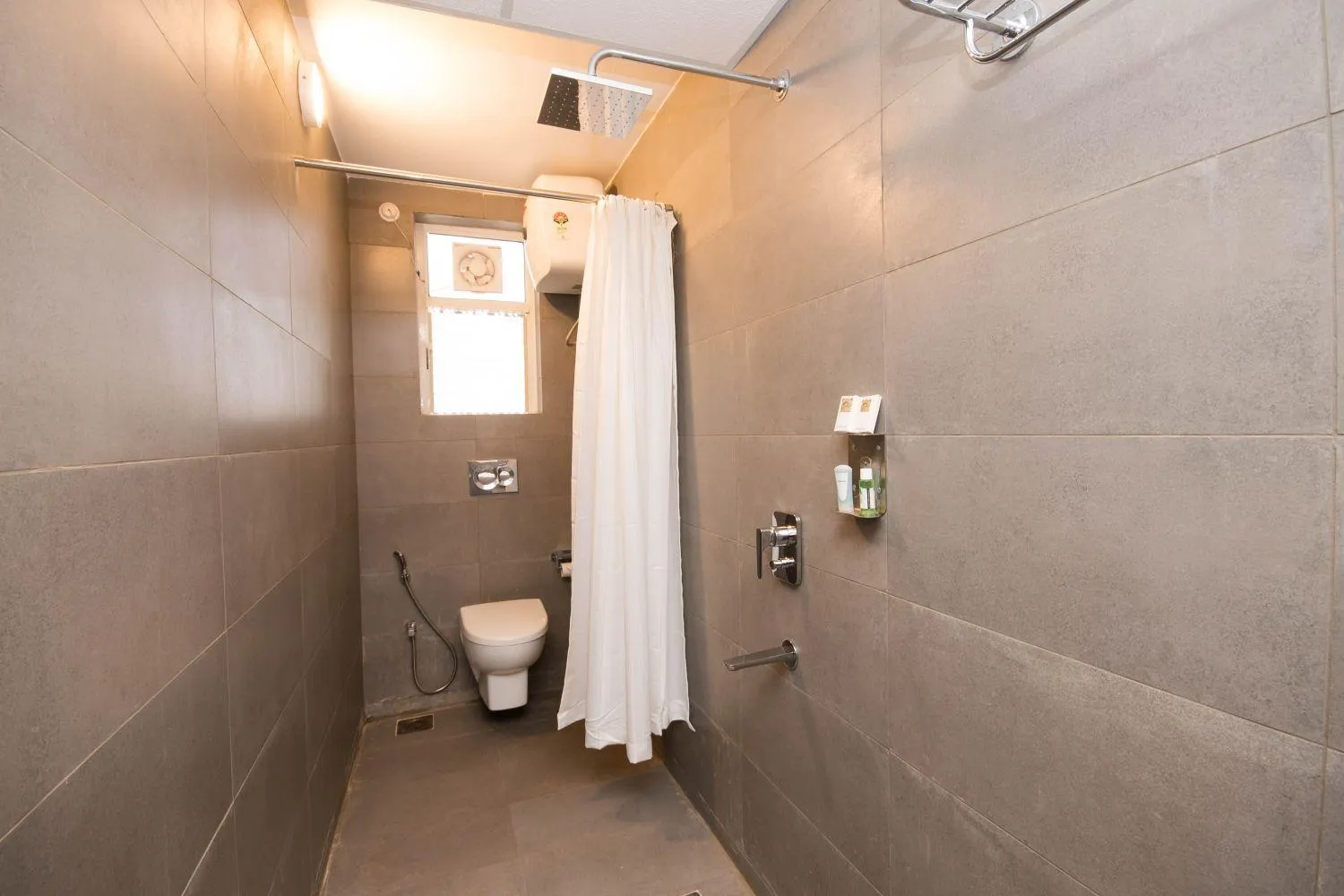 Bathroom in Hotel Vemara