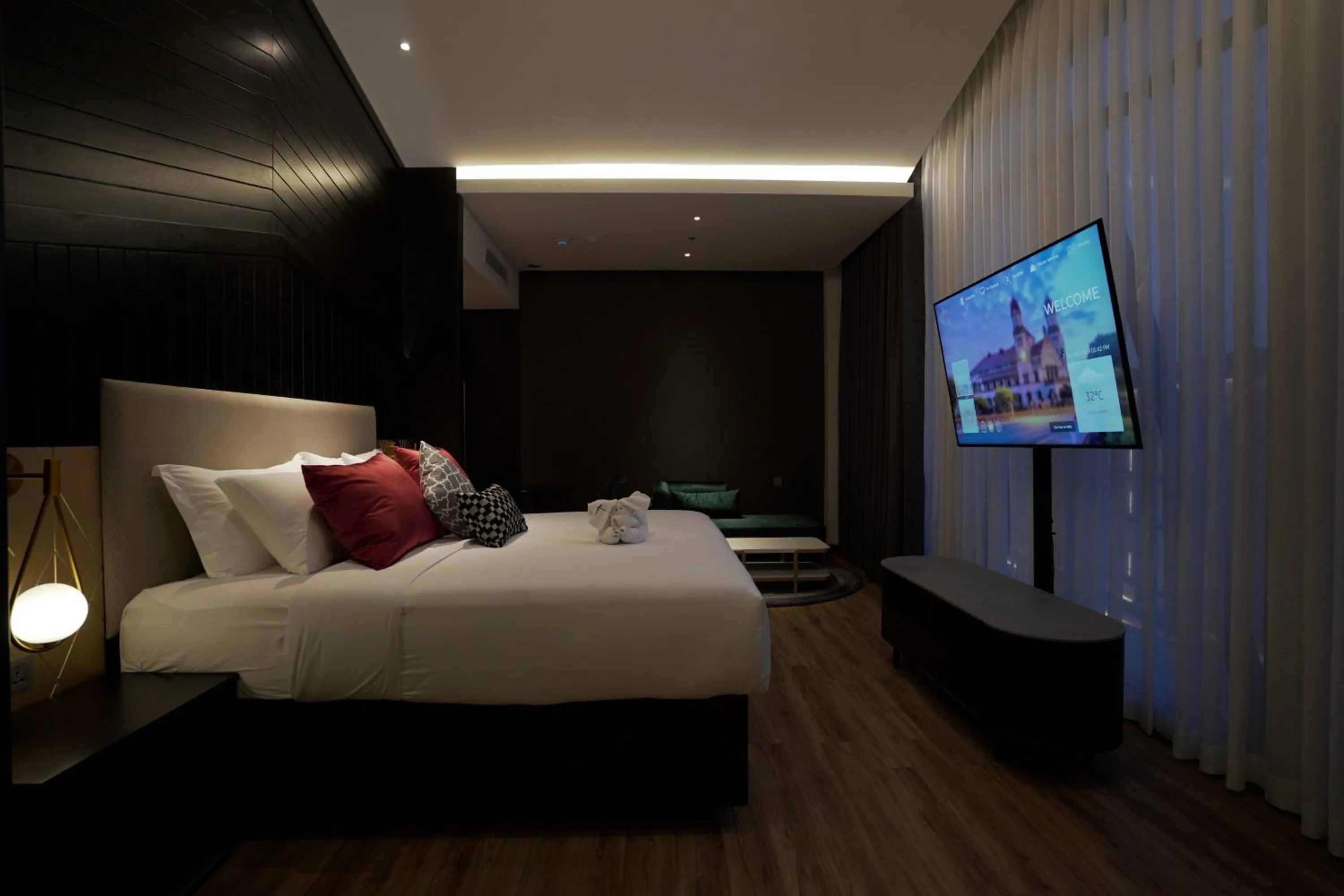 Living room, Bed in Awann Sewu Boutique Hotel and Suite Semarang