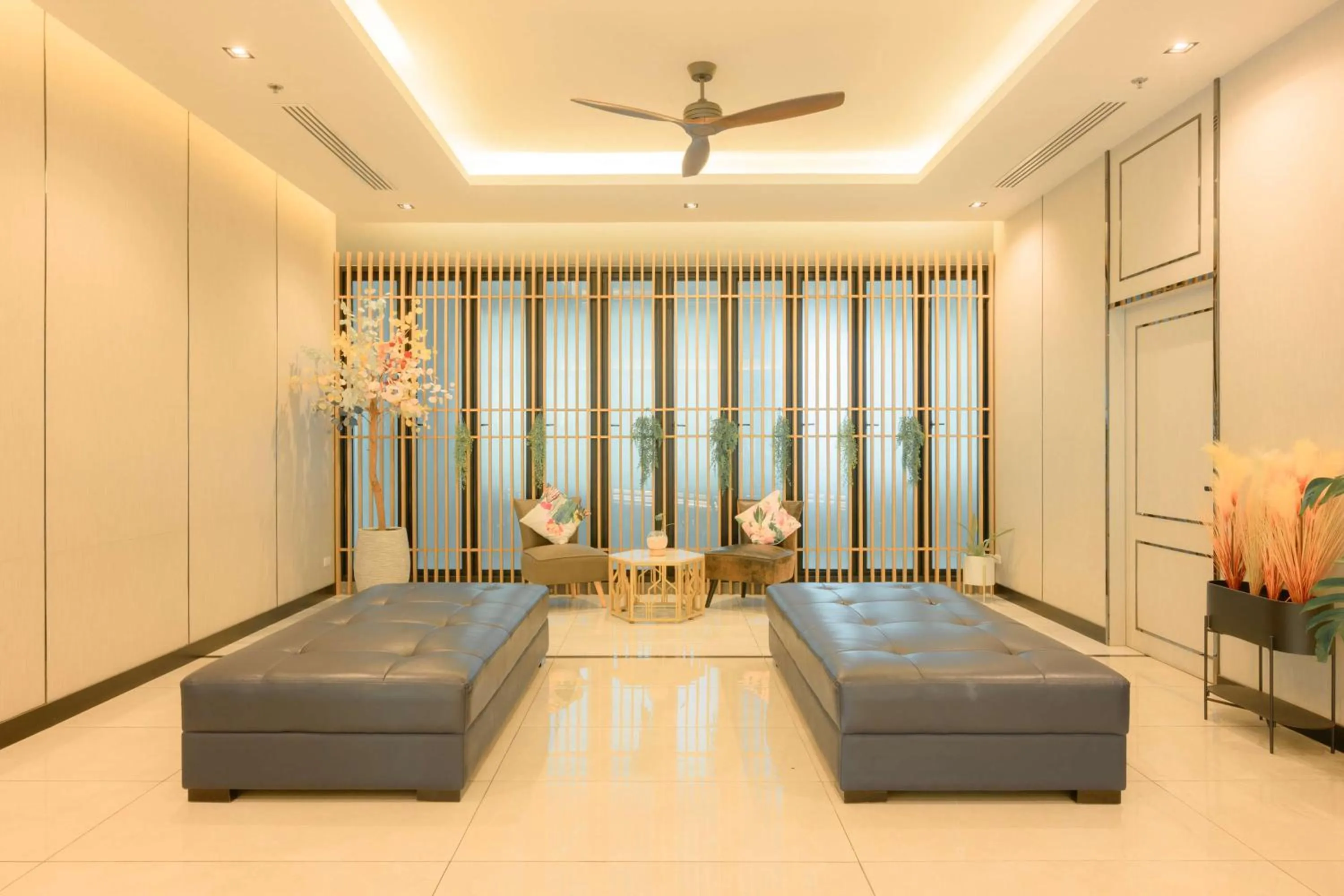 Lobby or reception in Lewit Hotel Pattaya, a member of Radisson Individuals