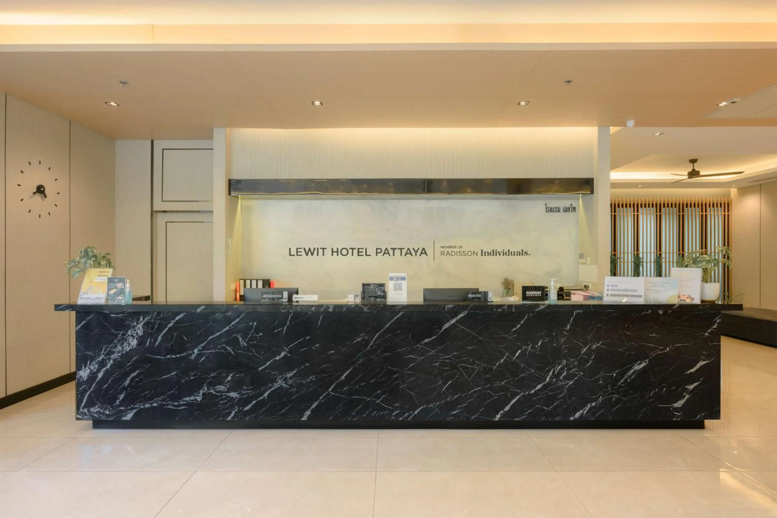 Lobby or reception in Lewit Hotel Pattaya, a member of Radisson Individuals