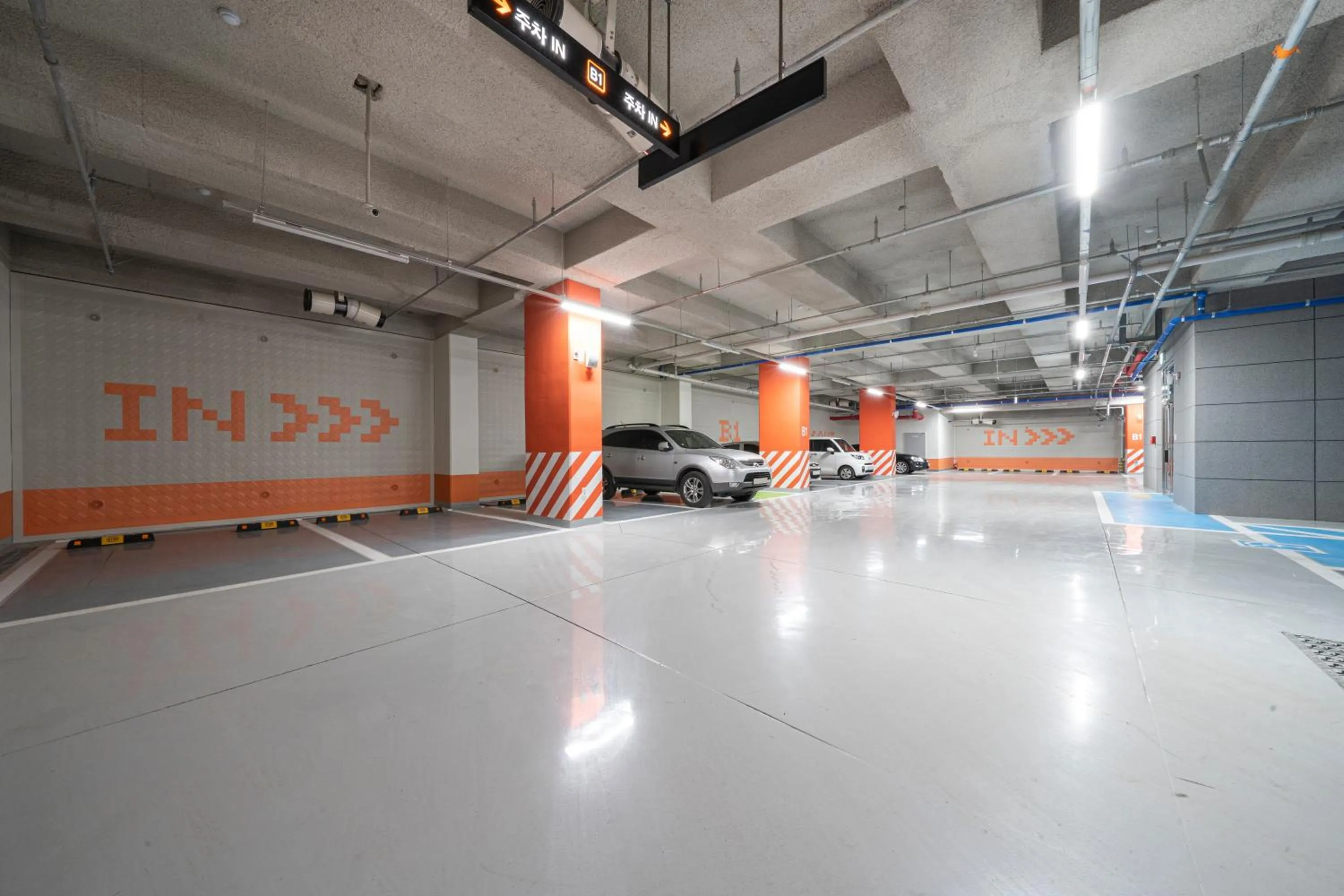 Parking in Best Western Asan Hotel