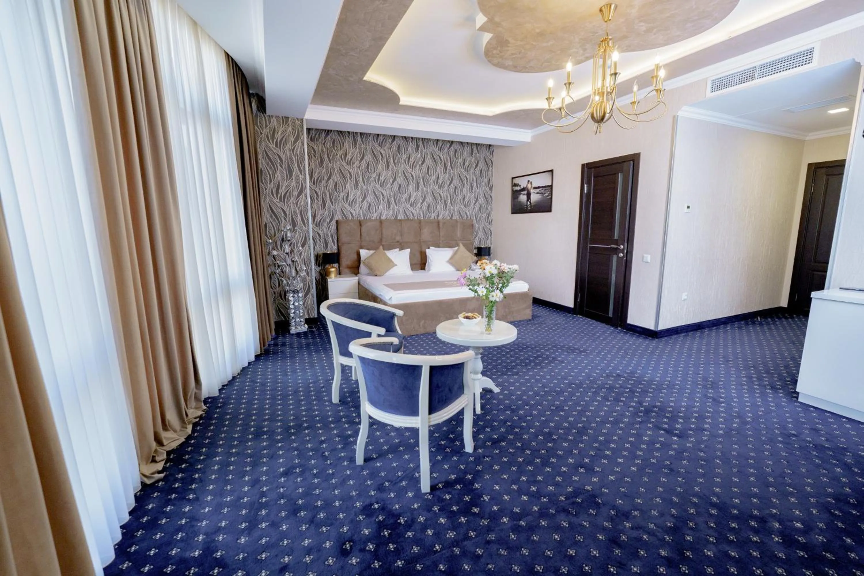 Seating area in Welcome Inn Hotel