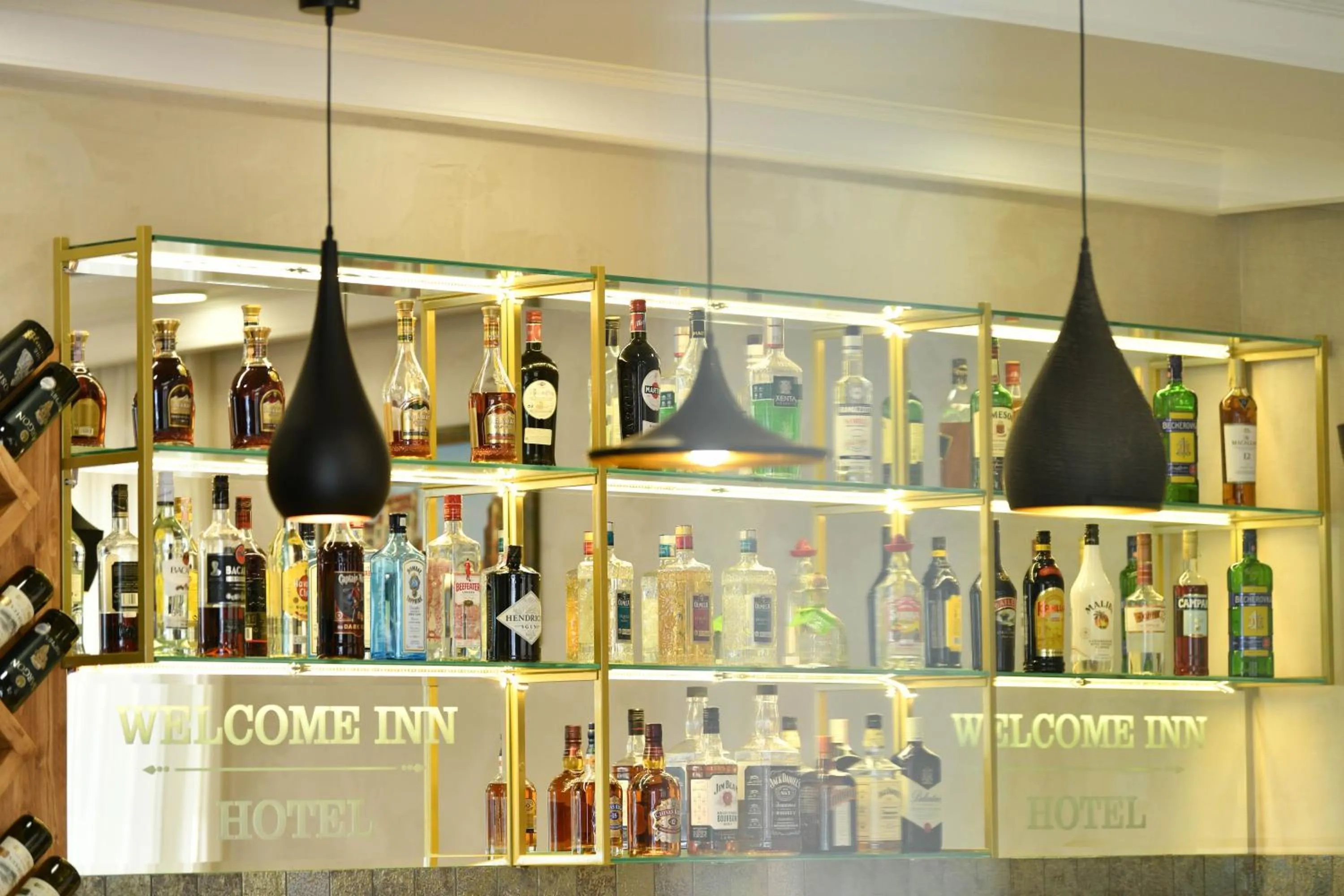Lounge or bar in Welcome Inn Hotel