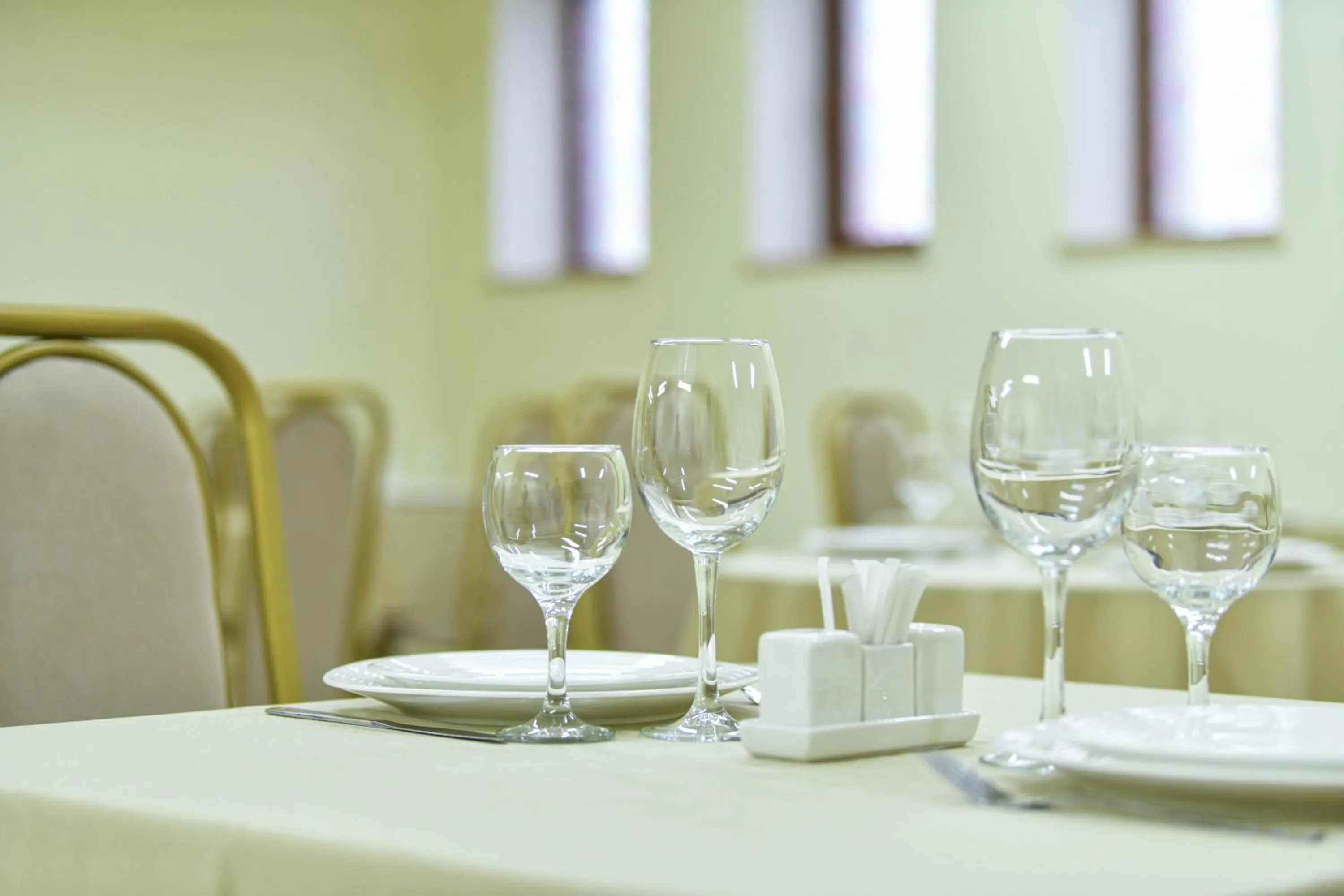 Restaurant/places to eat in Welcome Inn Hotel