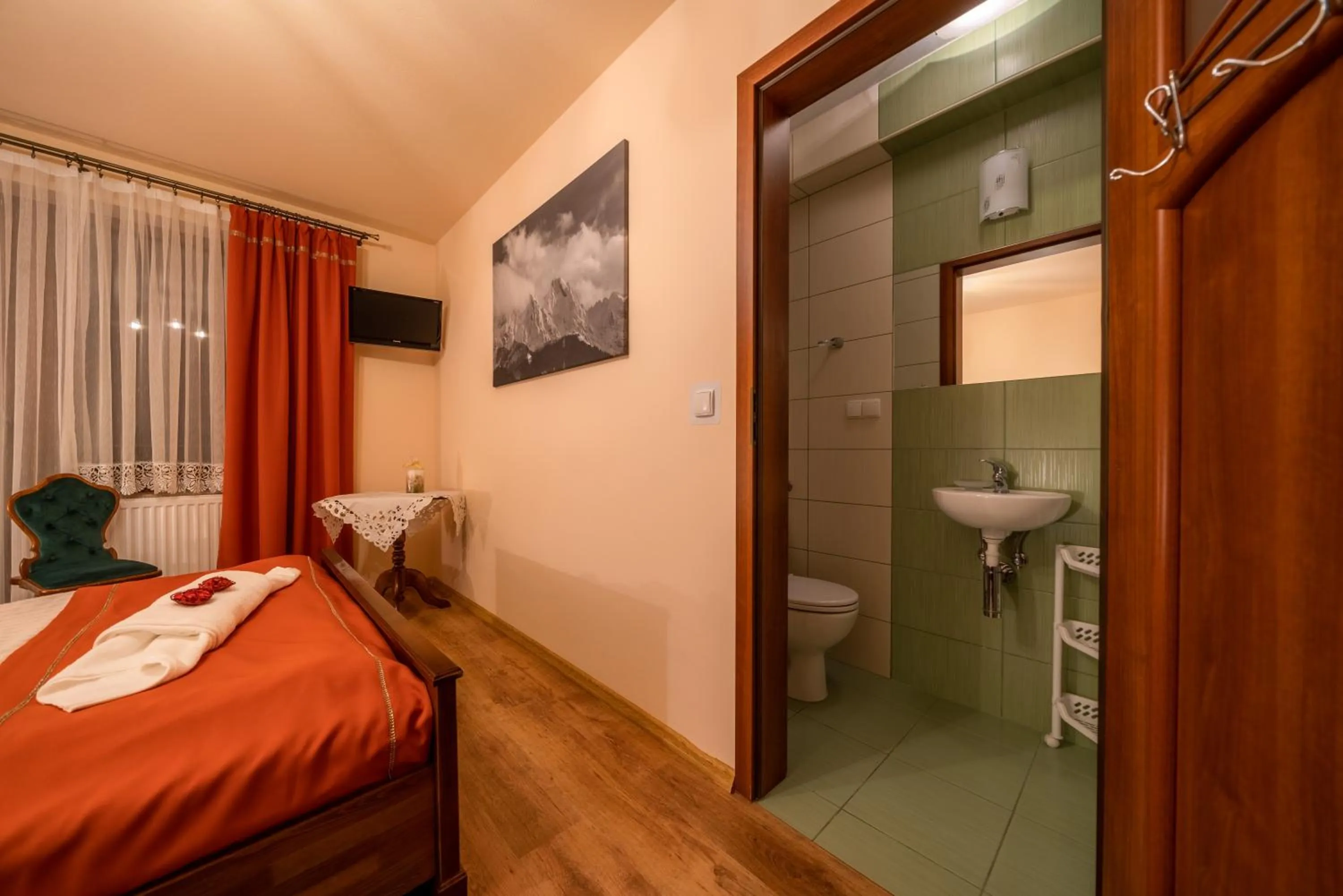 Bathroom, Bed in Willa Danielka