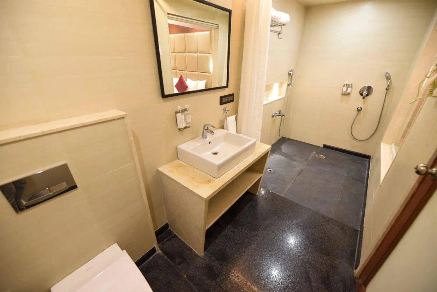 Toilet in Ayra Boutique Hotel