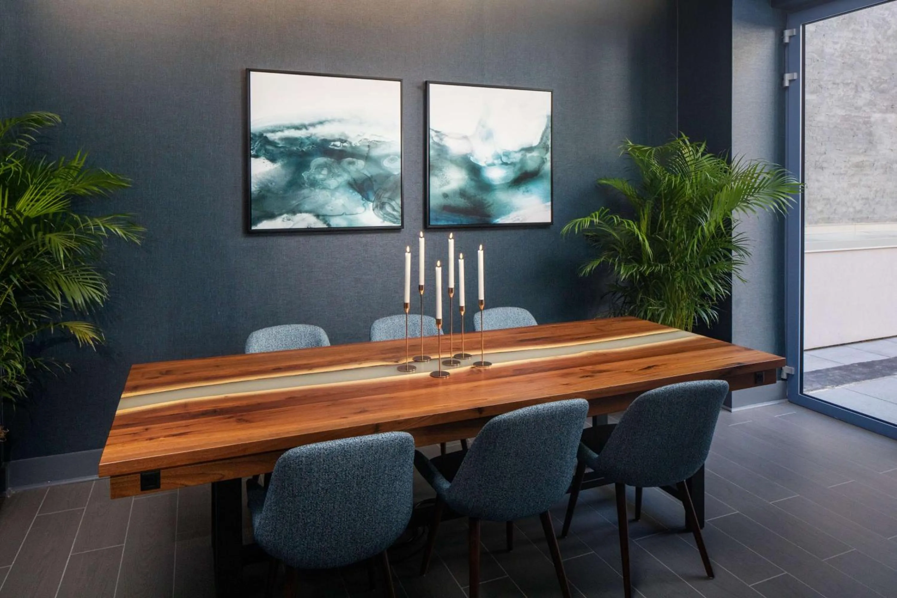 Restaurant/places to eat in Hyatt Place New York Chelsea