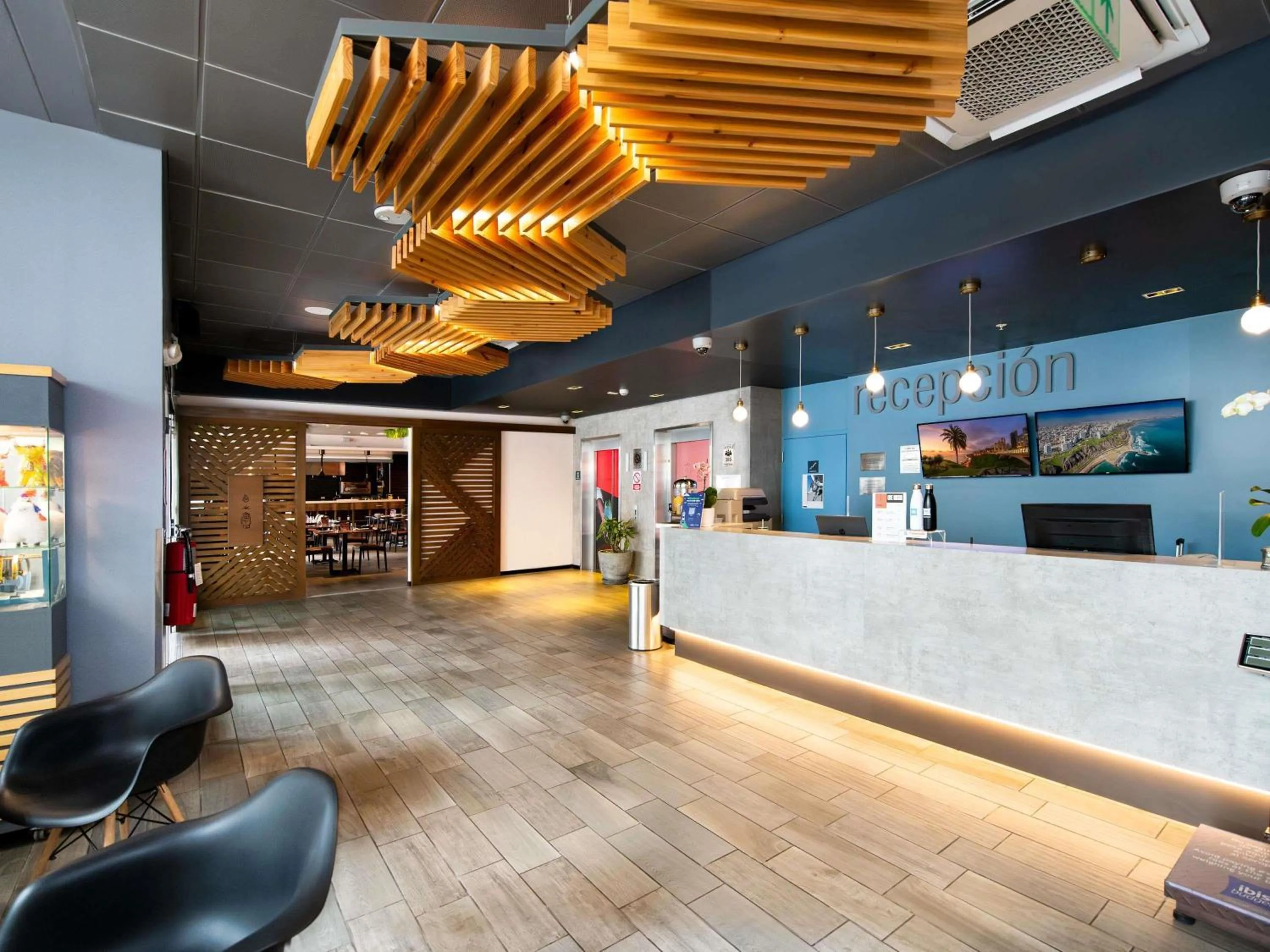 Property building in ibis budget Lima Miraflores