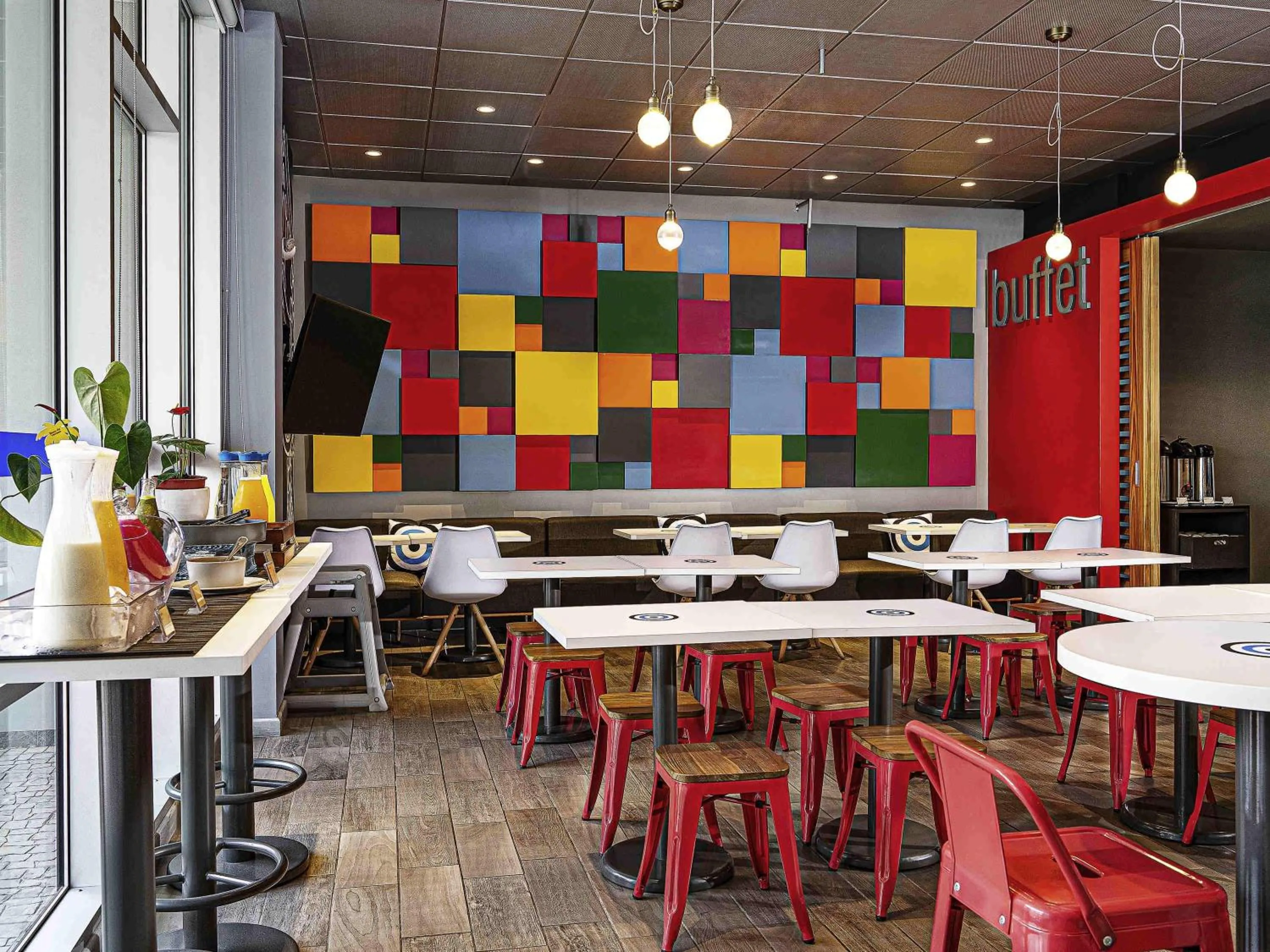 Restaurant/places to eat in ibis budget Lima Miraflores