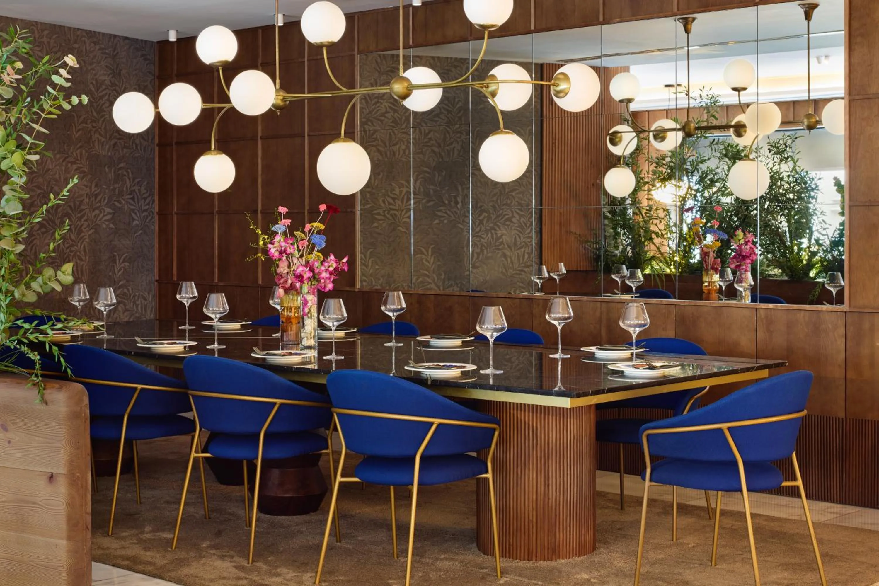 Restaurant/places to eat in ME Barcelona