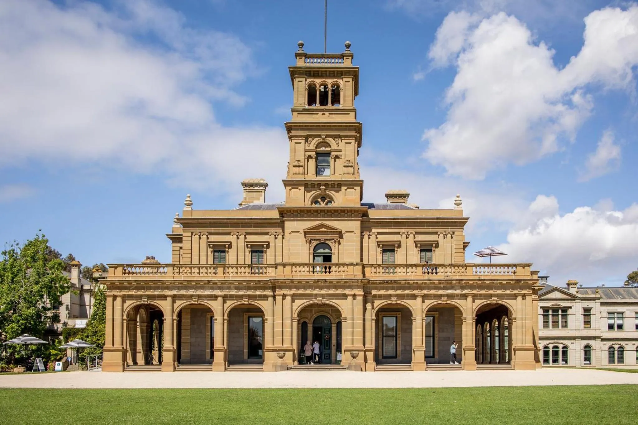 Area and facilities in Holiday Inn Werribee by IHG