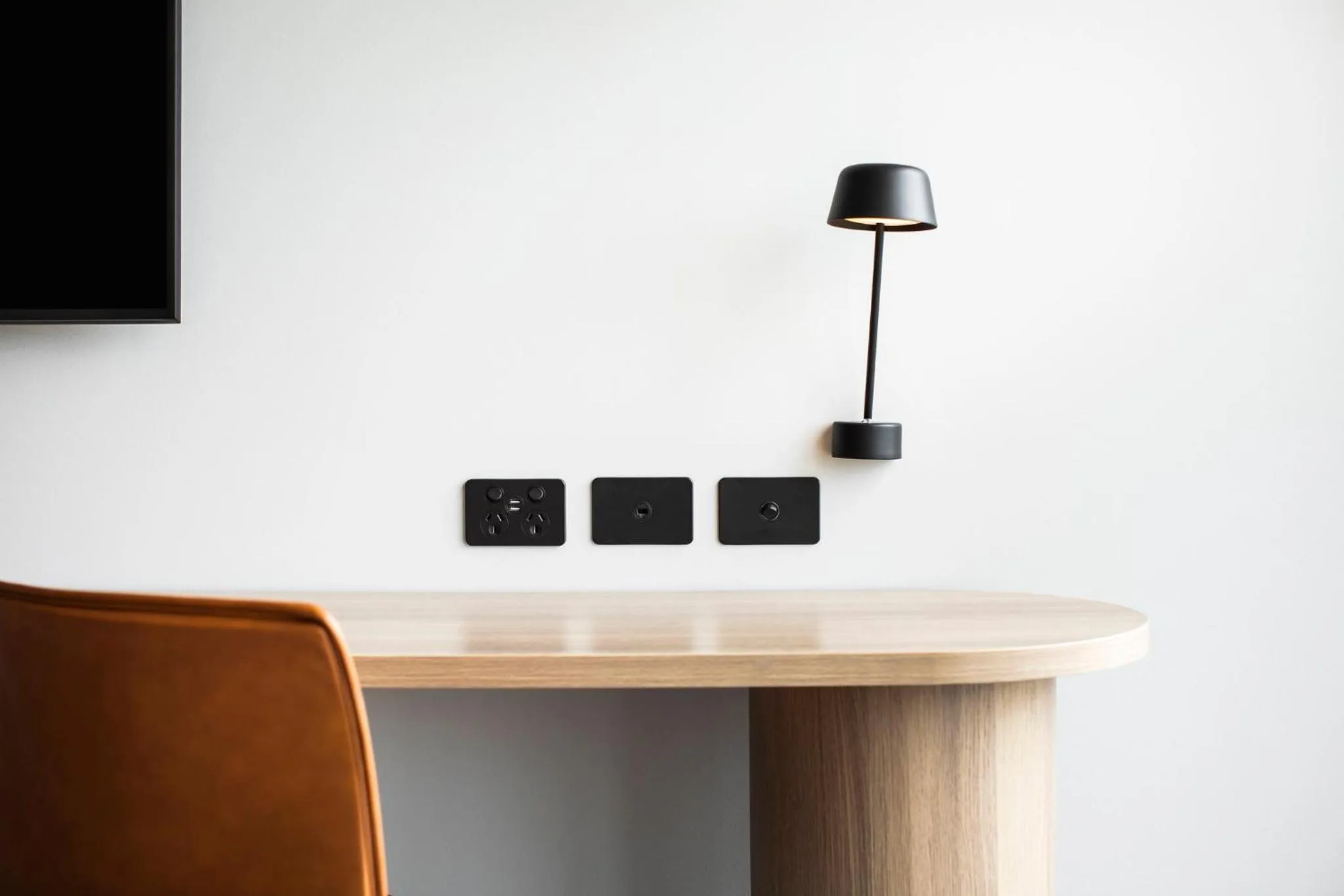 Photo of the whole room in Holiday Inn Werribee by IHG