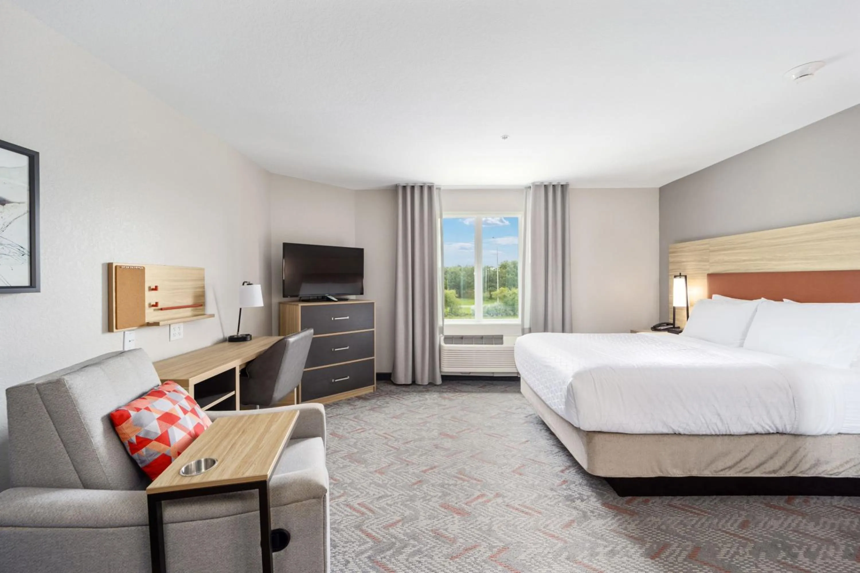 Photo of the whole room, Bed in Candlewood Suites - Ocala I-75 by IHG