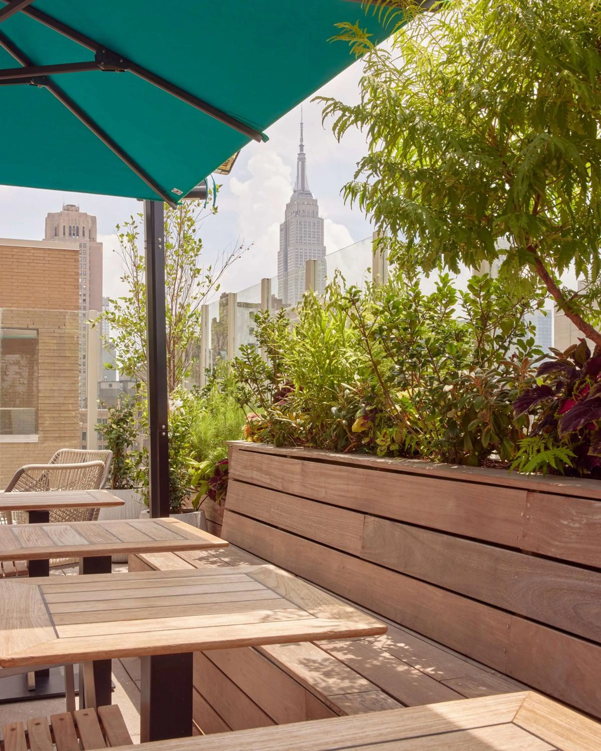 Property building in Arlo Midtown