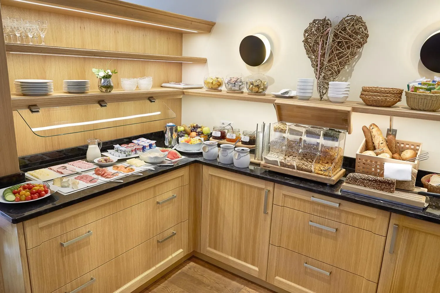 Buffet breakfast in Flair Hotel Schwanen