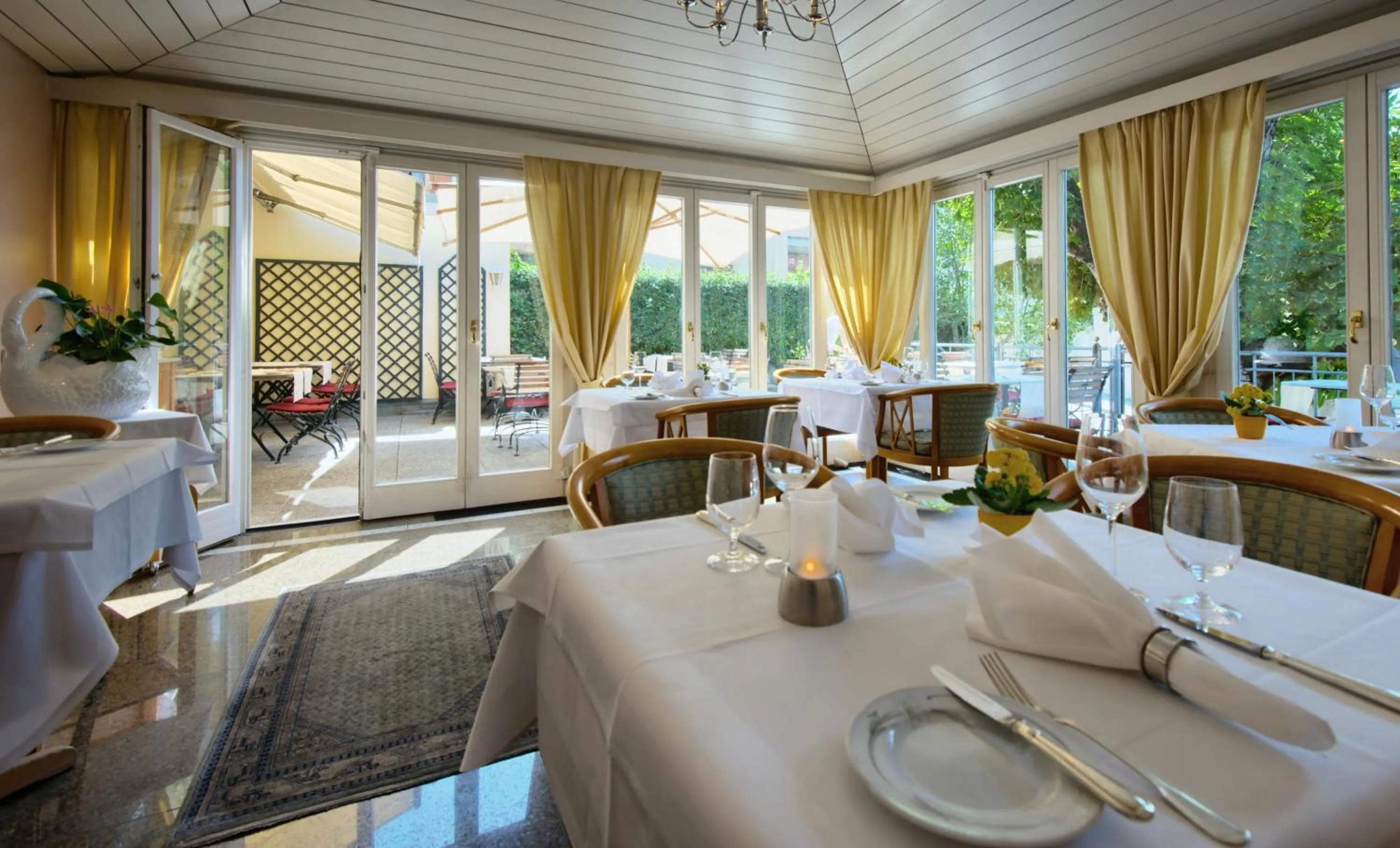 Restaurant/places to eat in Flair Hotel Schwanen