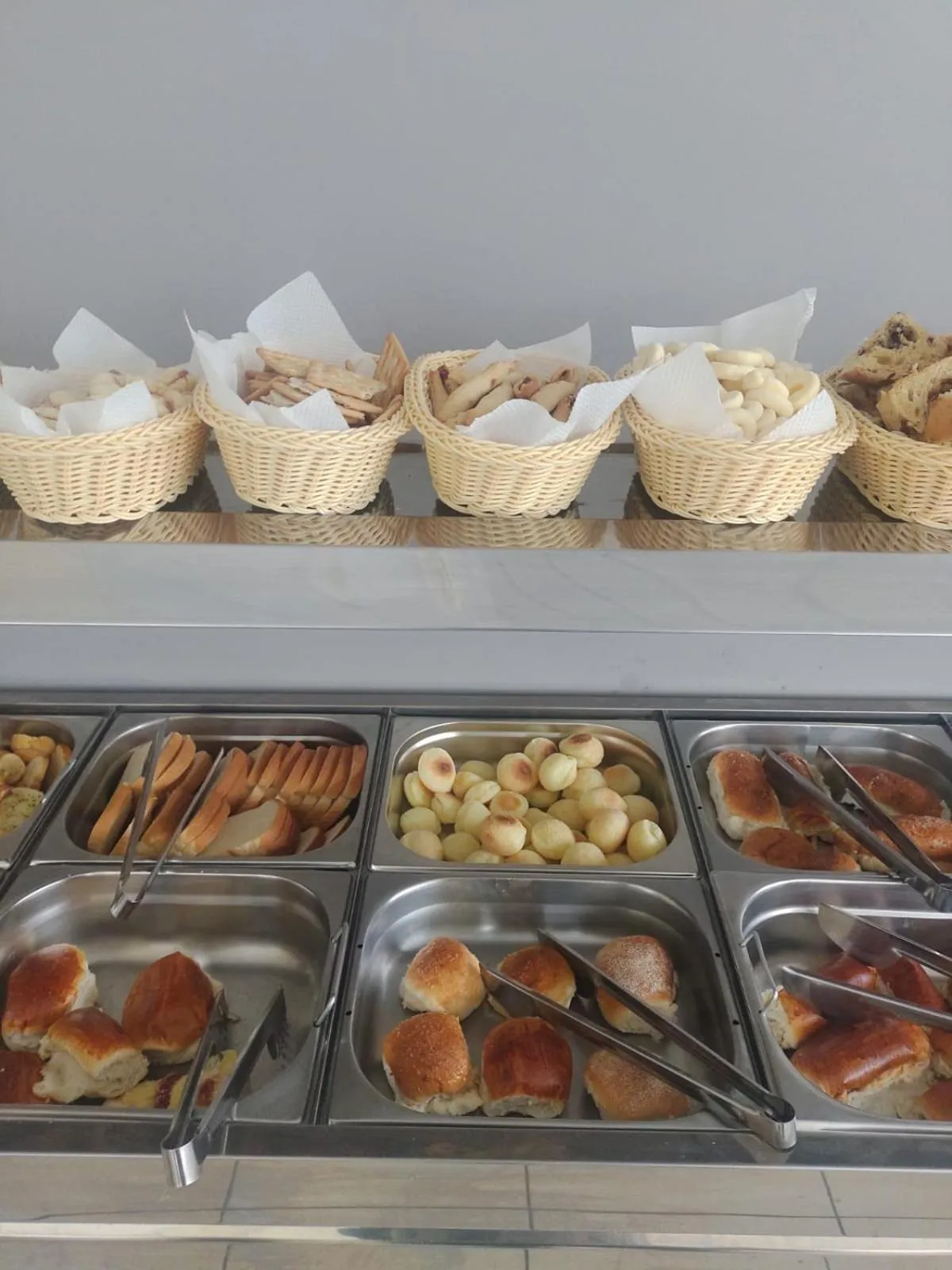 Buffet breakfast in Pousada Bella Vista