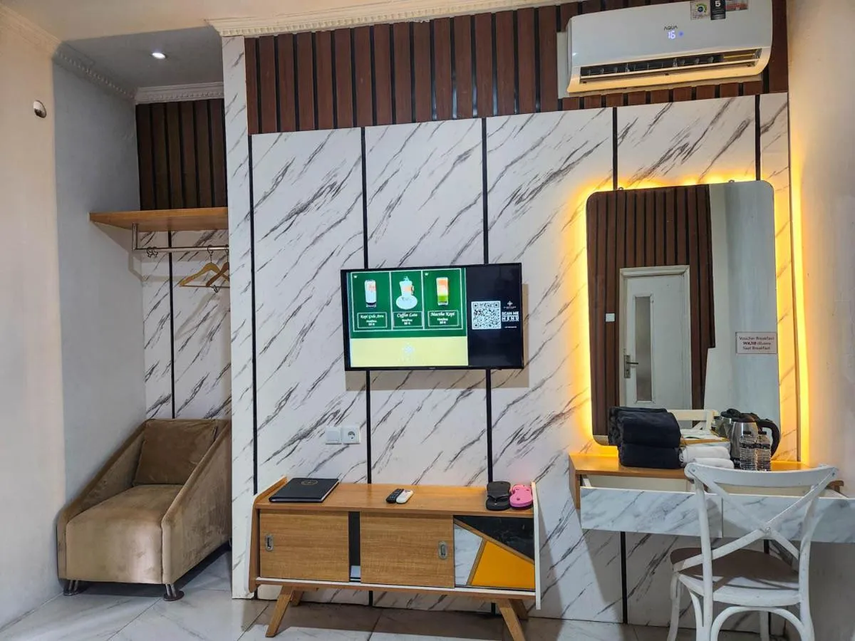 Chevilly Resort & Camp