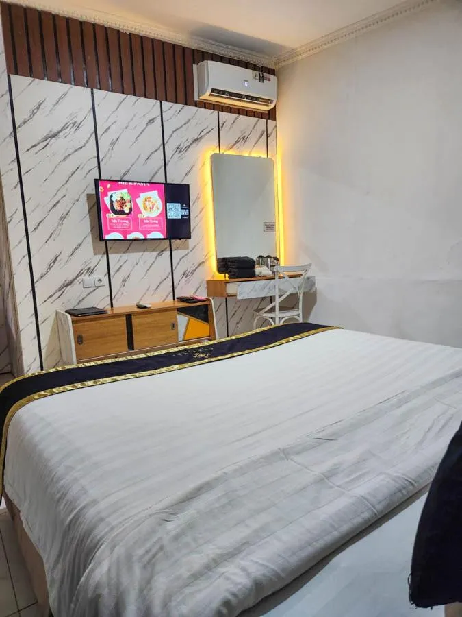 Bed in Chevilly Resort & Camp