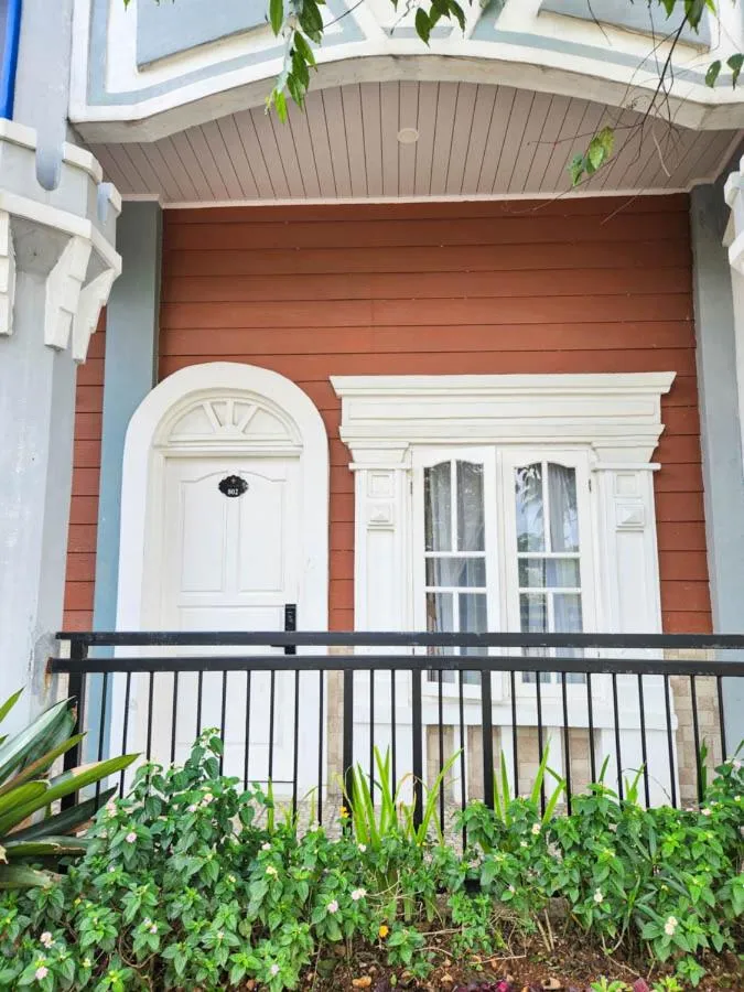 Chevilly Resort & Camp