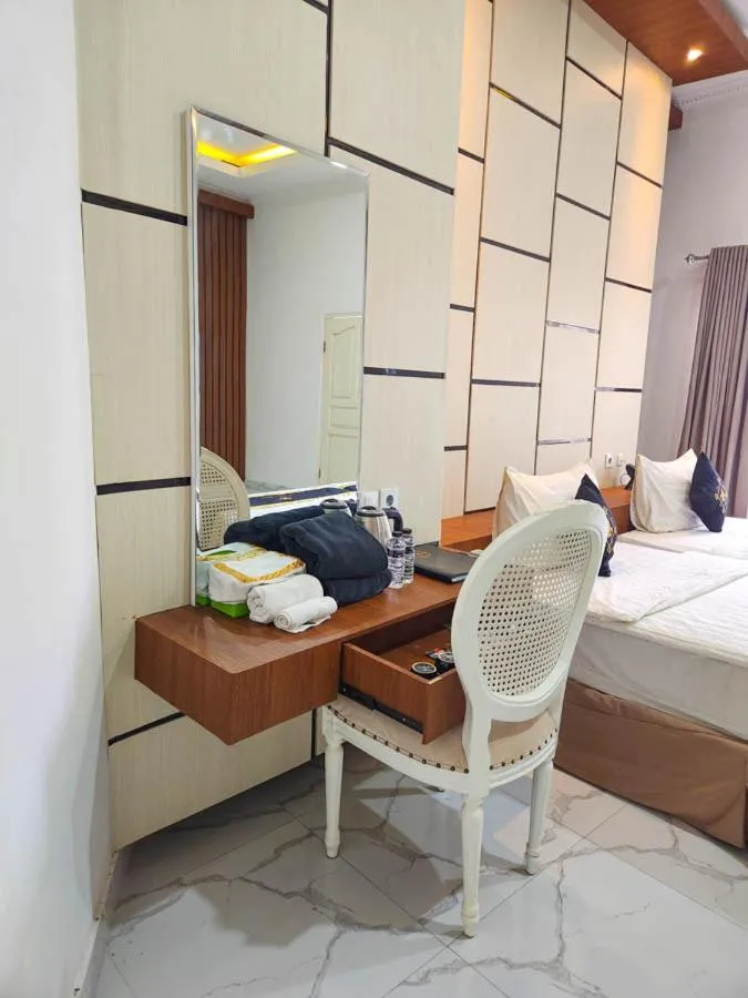 Bed in Chevilly Resort & Camp