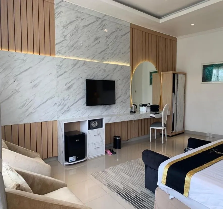 Bed in Chevilly Resort & Camp