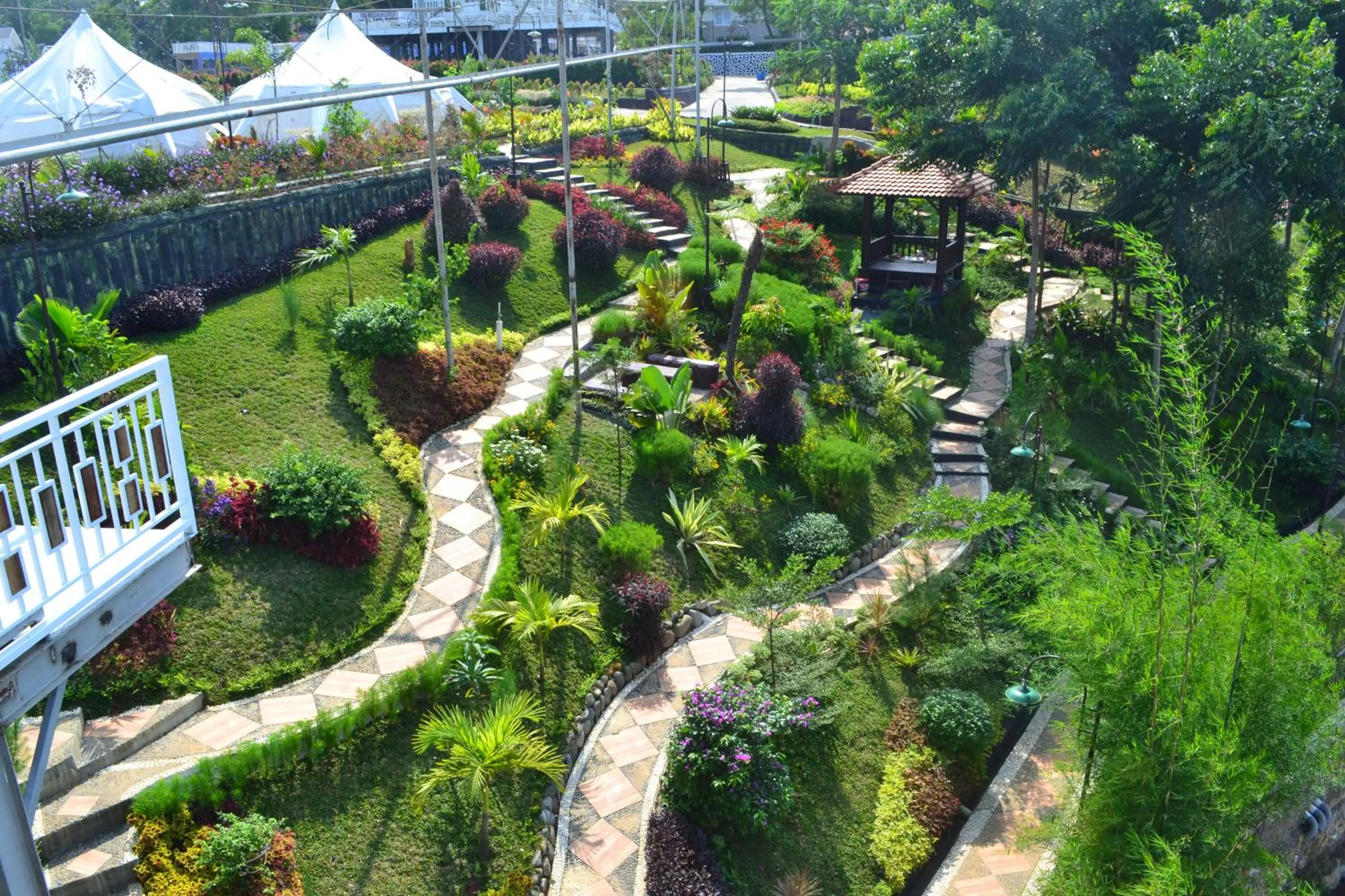 Garden view in Chevilly Resort & Camp