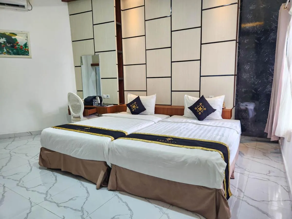 Bed in Chevilly Resort & Camp