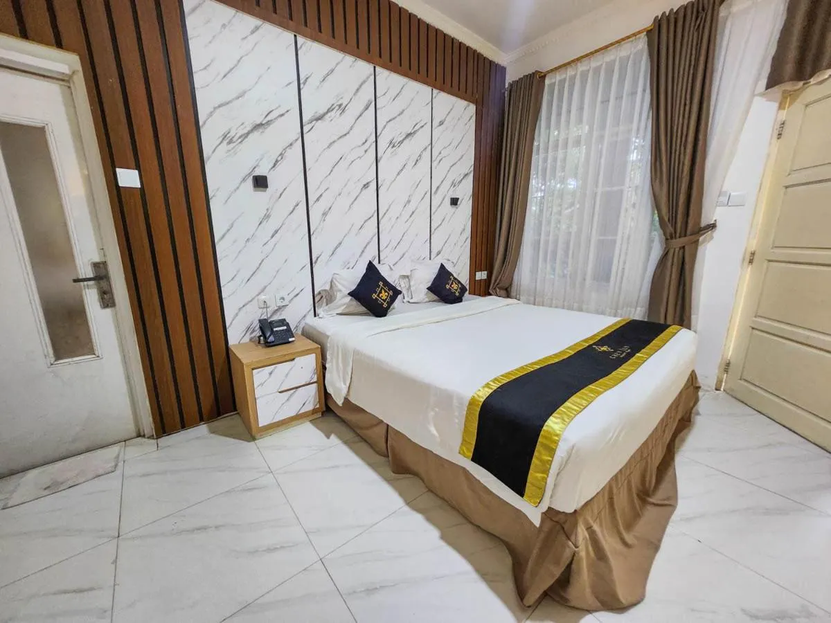 Bed in Chevilly Resort & Camp