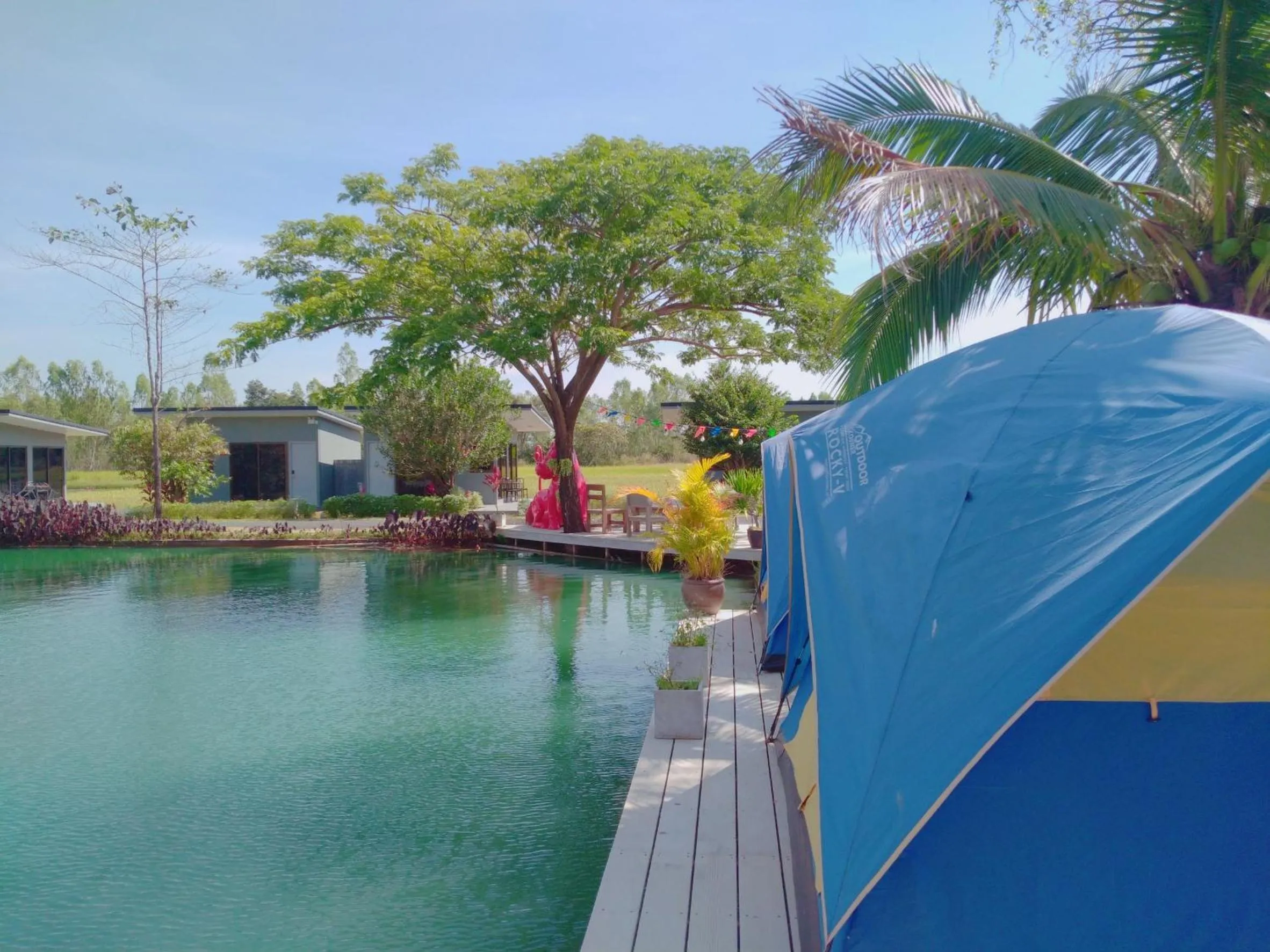 Inner courtyard view in wuadaeng villa