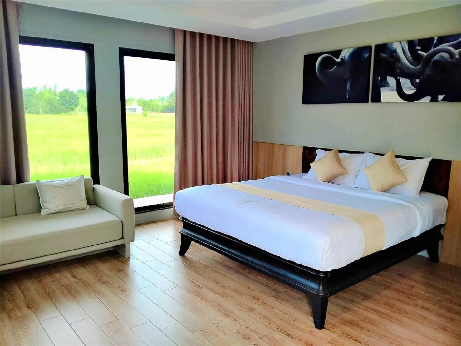 Photo of the whole room, Bed in wuadaeng villa