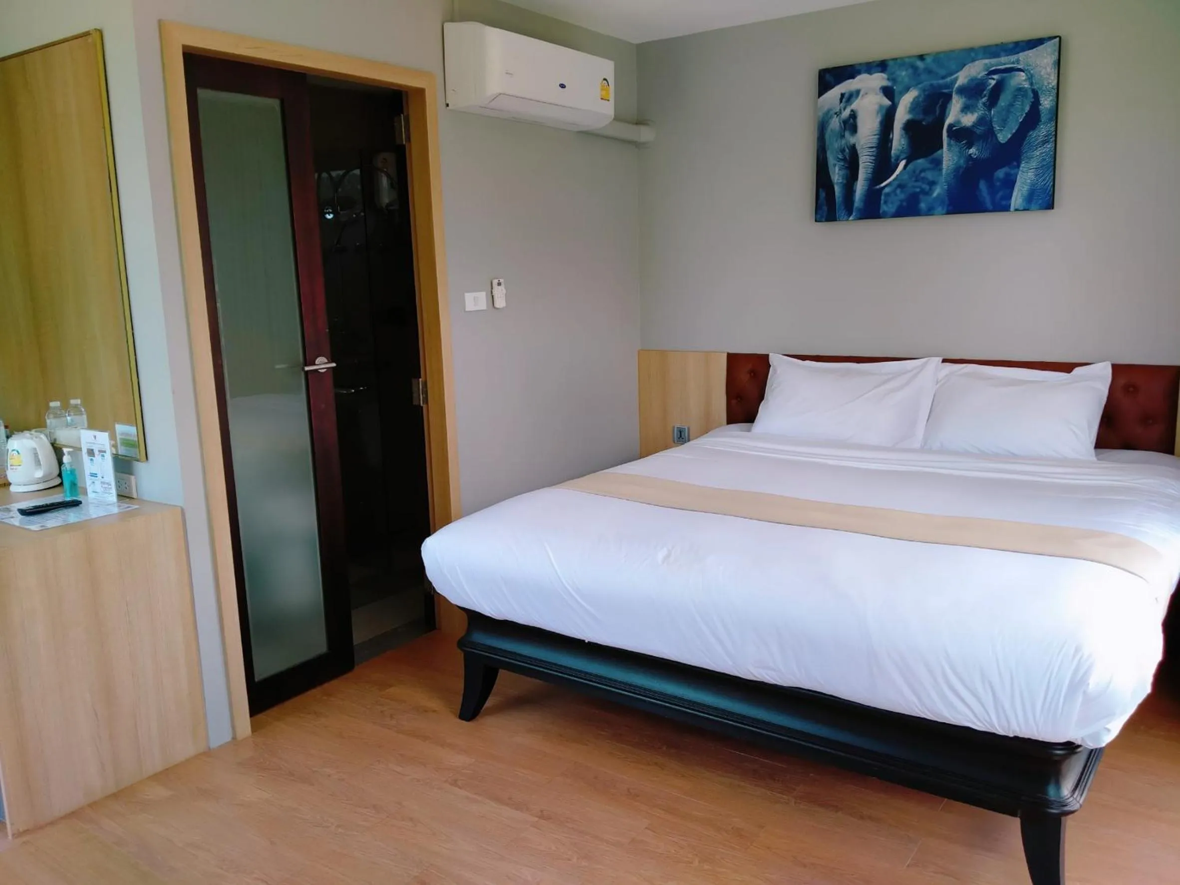 Bedroom, Bed in wuadaeng villa