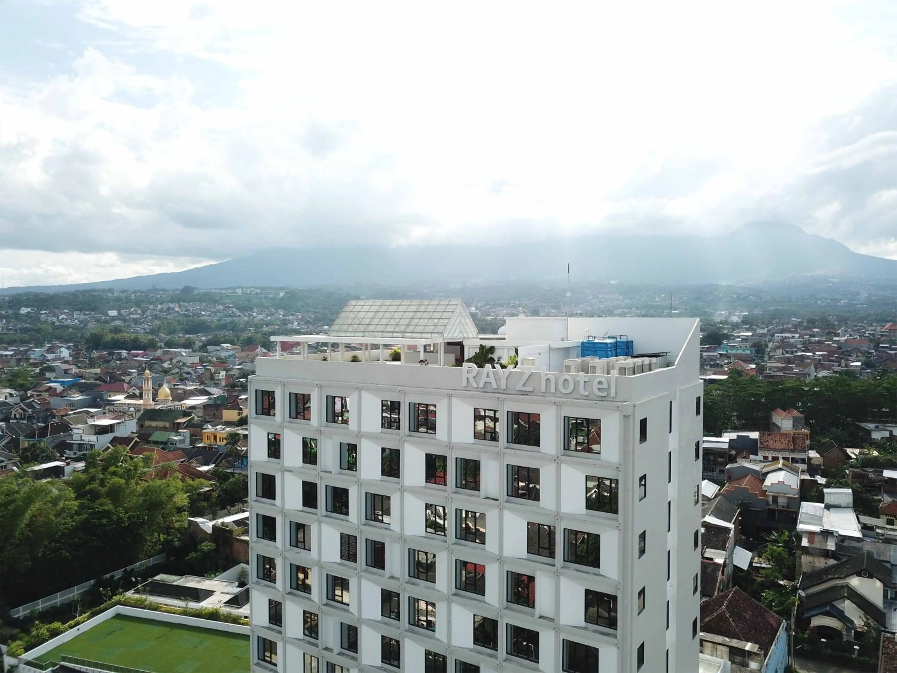 Property building in Rayz UMM Hotel Malang