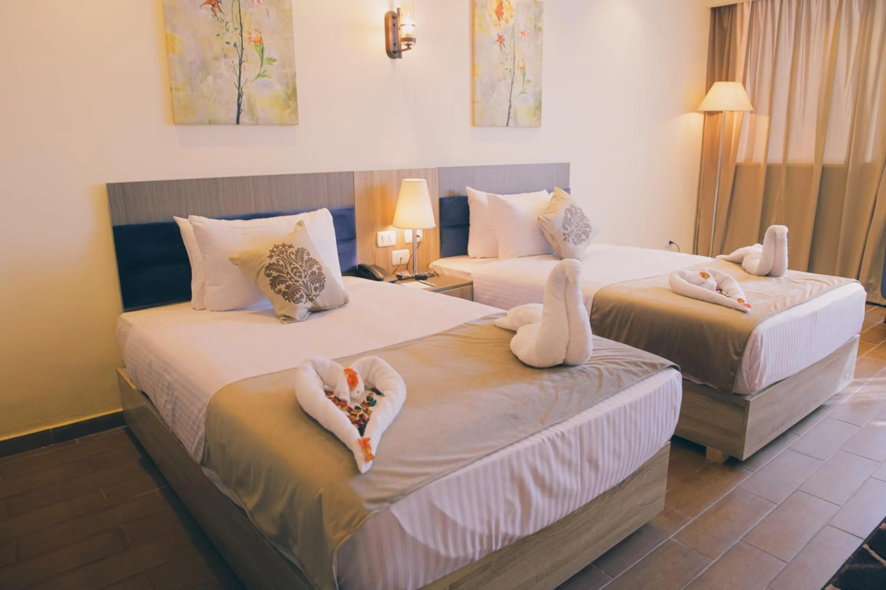 Bed in Jewel Green Mountain Hotel