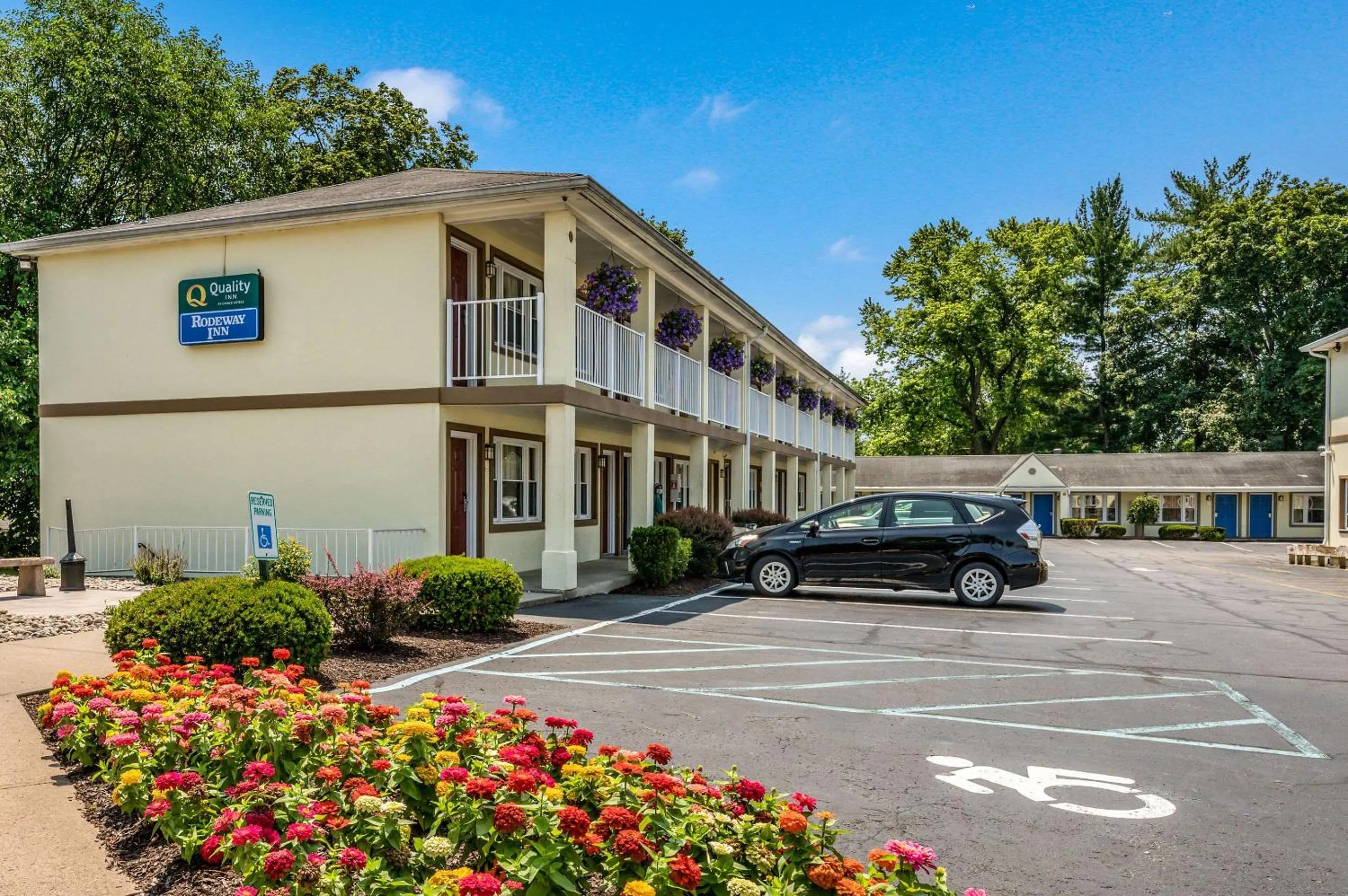 Property building in Quality Inn Poughkeepsie