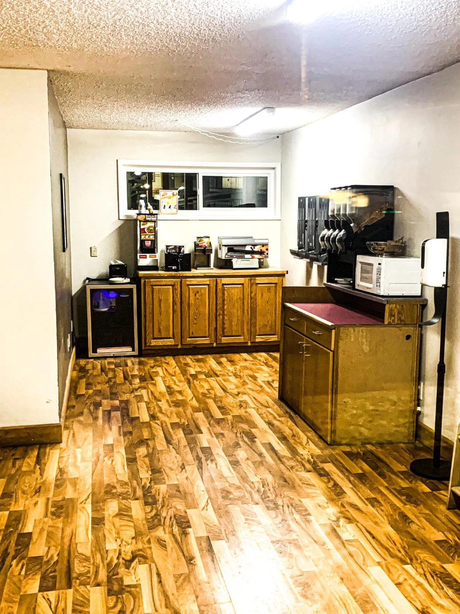 Breakfast in Econo Lodge Inn & Suites Winnemucca