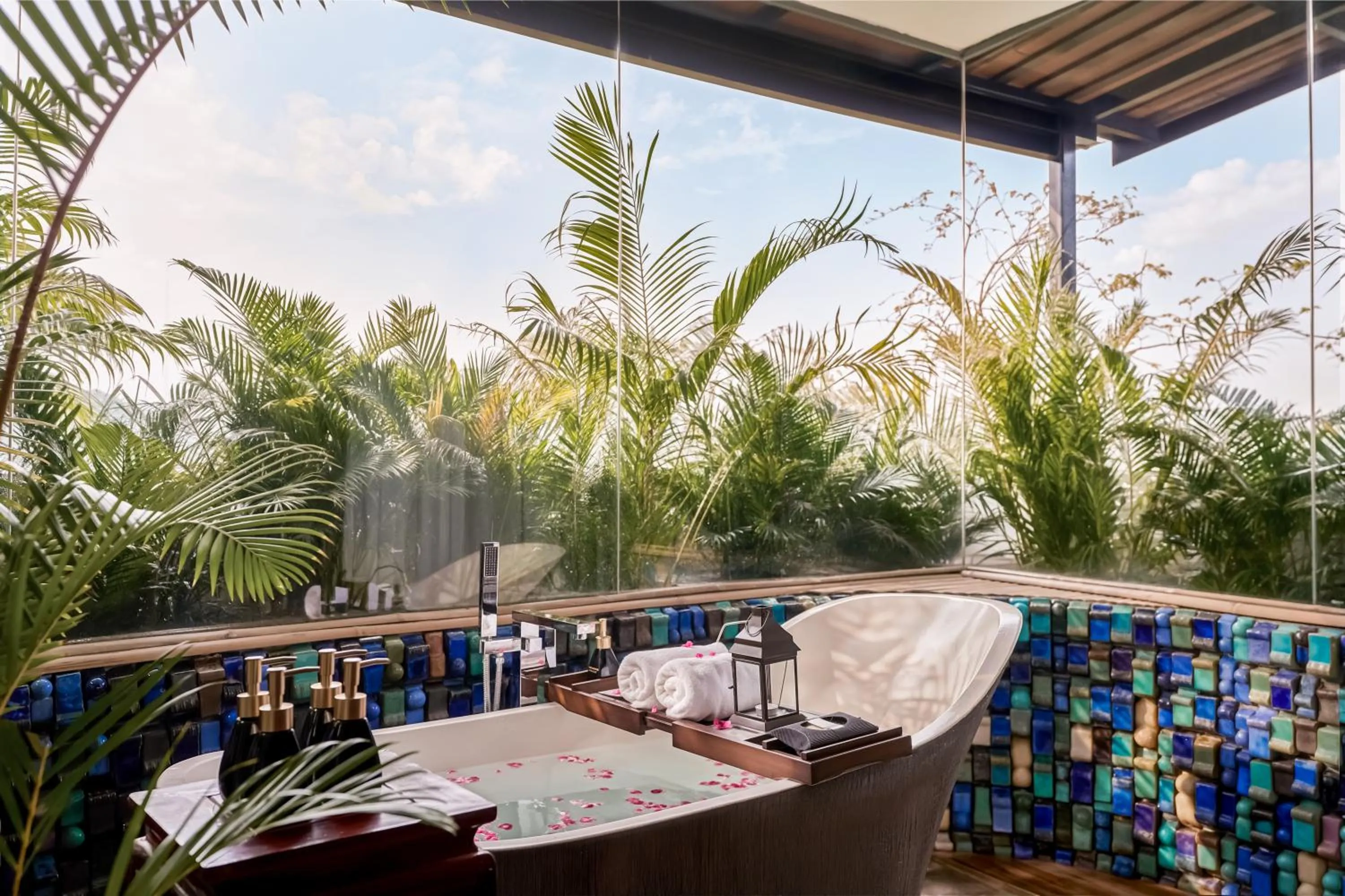 Bath in aNhill Boutique