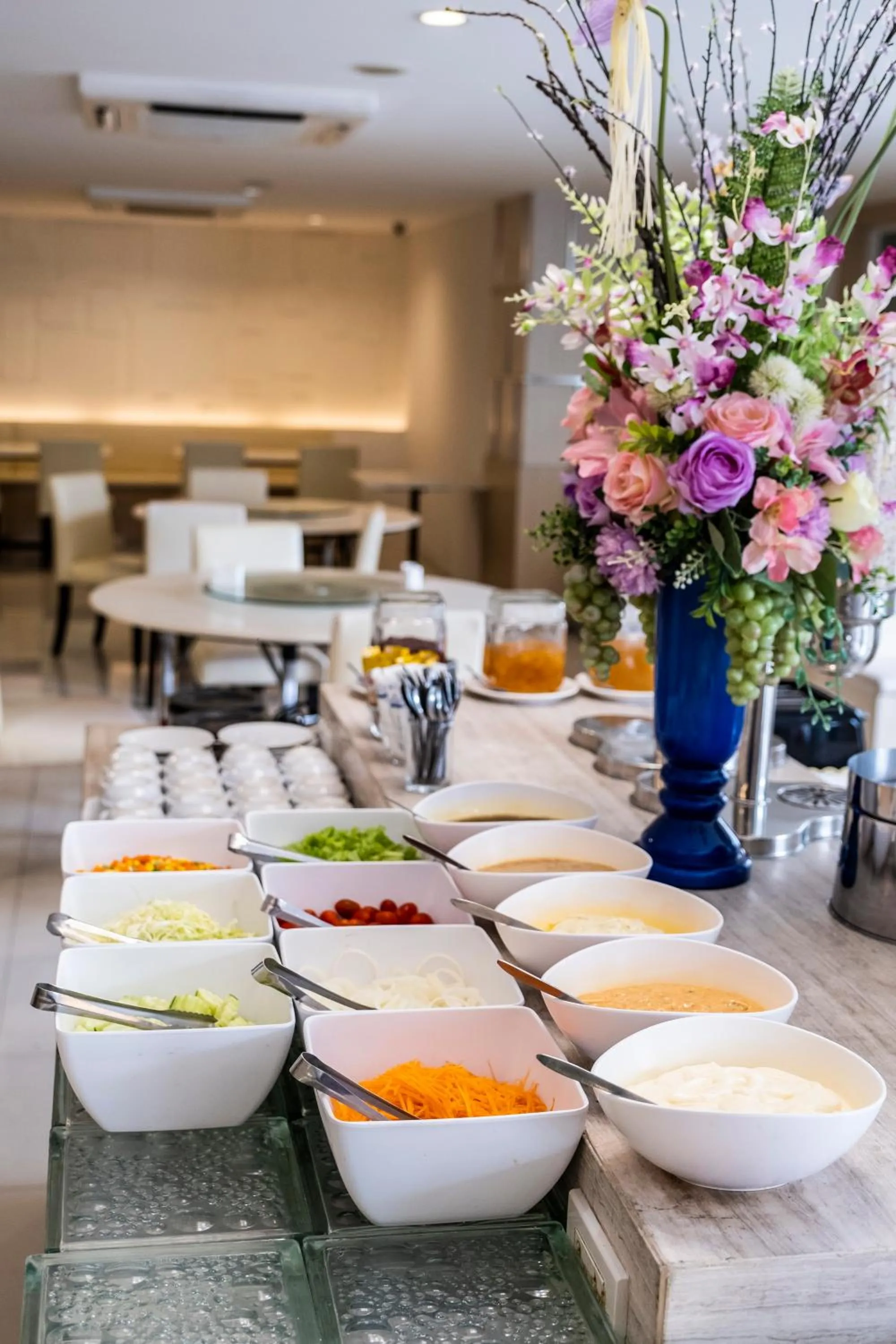 Restaurant/places to eat in The Airport Courtyard Suvarnabhumi Airport