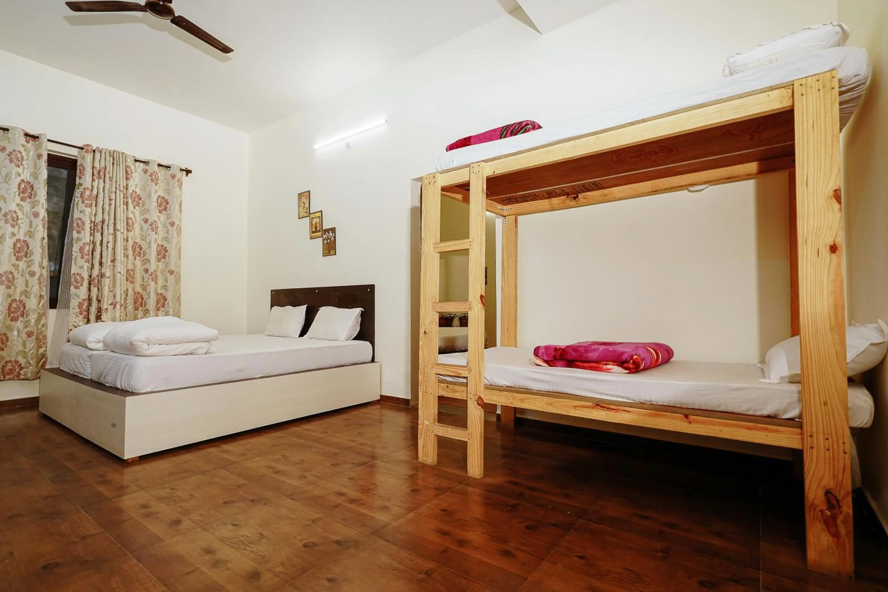 Bed in Hotel Sagarmatha