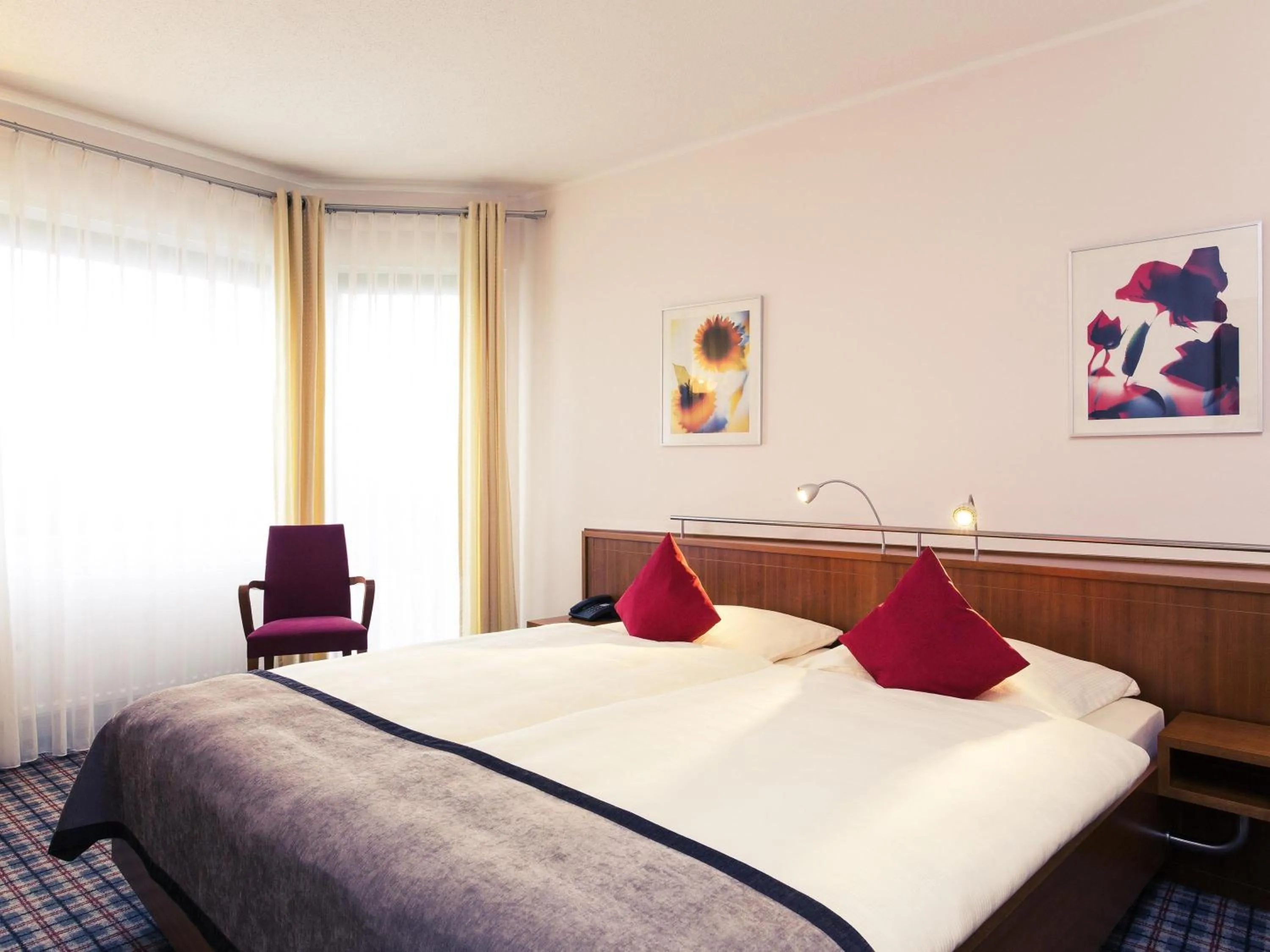 Bedroom, Bed in Mercure Hotel Dortmund Messe