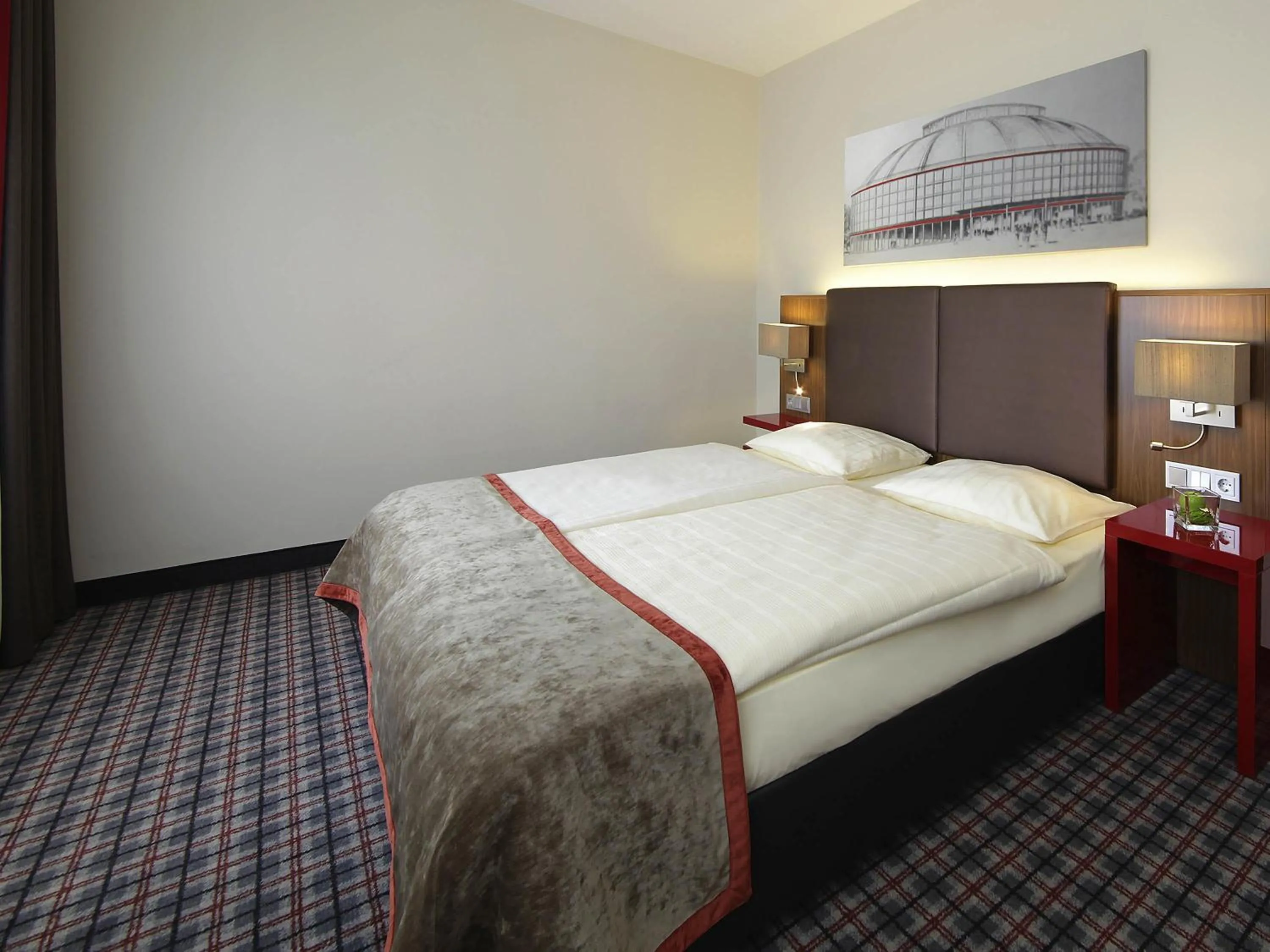 Bedroom, Bed in Mercure Hotel Dortmund Messe