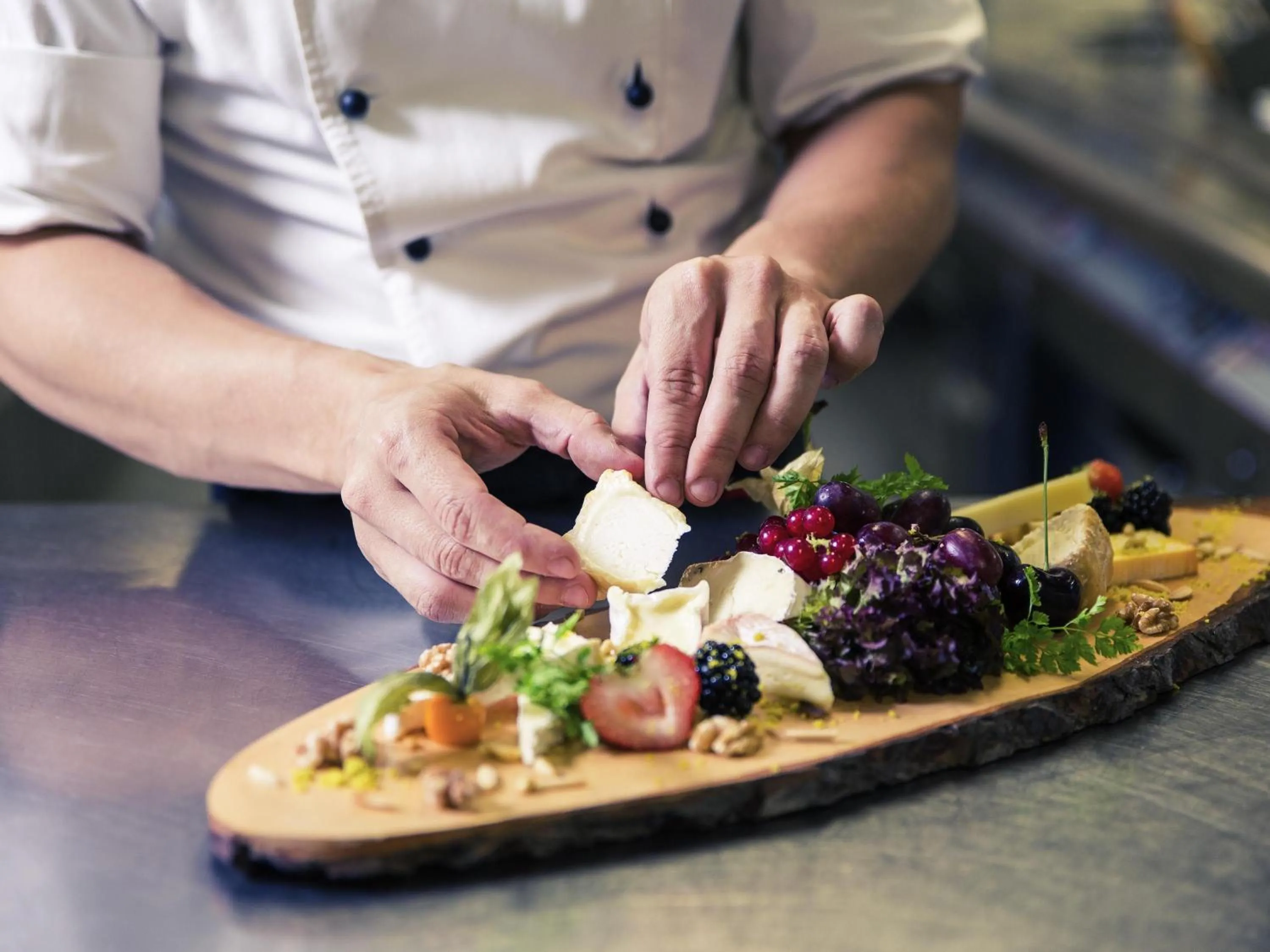 Restaurant/places to eat in Mercure Hotel Dortmund Messe