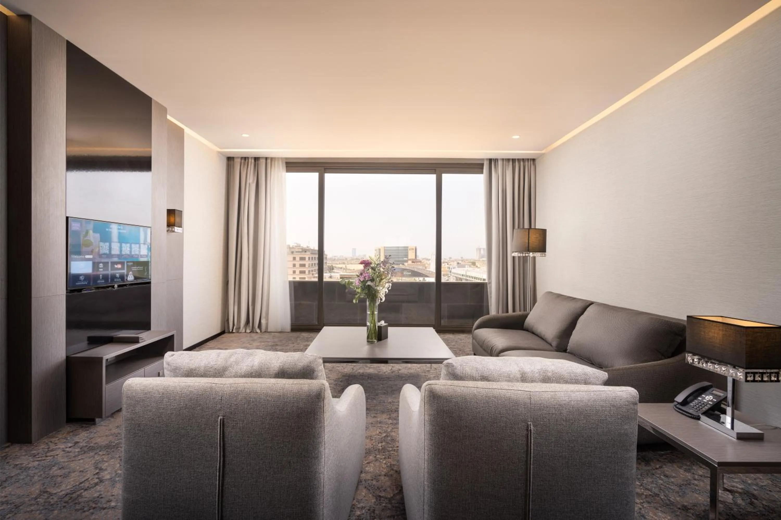 Living room in Joudyan King Road Jeddah by Elafجوديان طريق الملك جدة