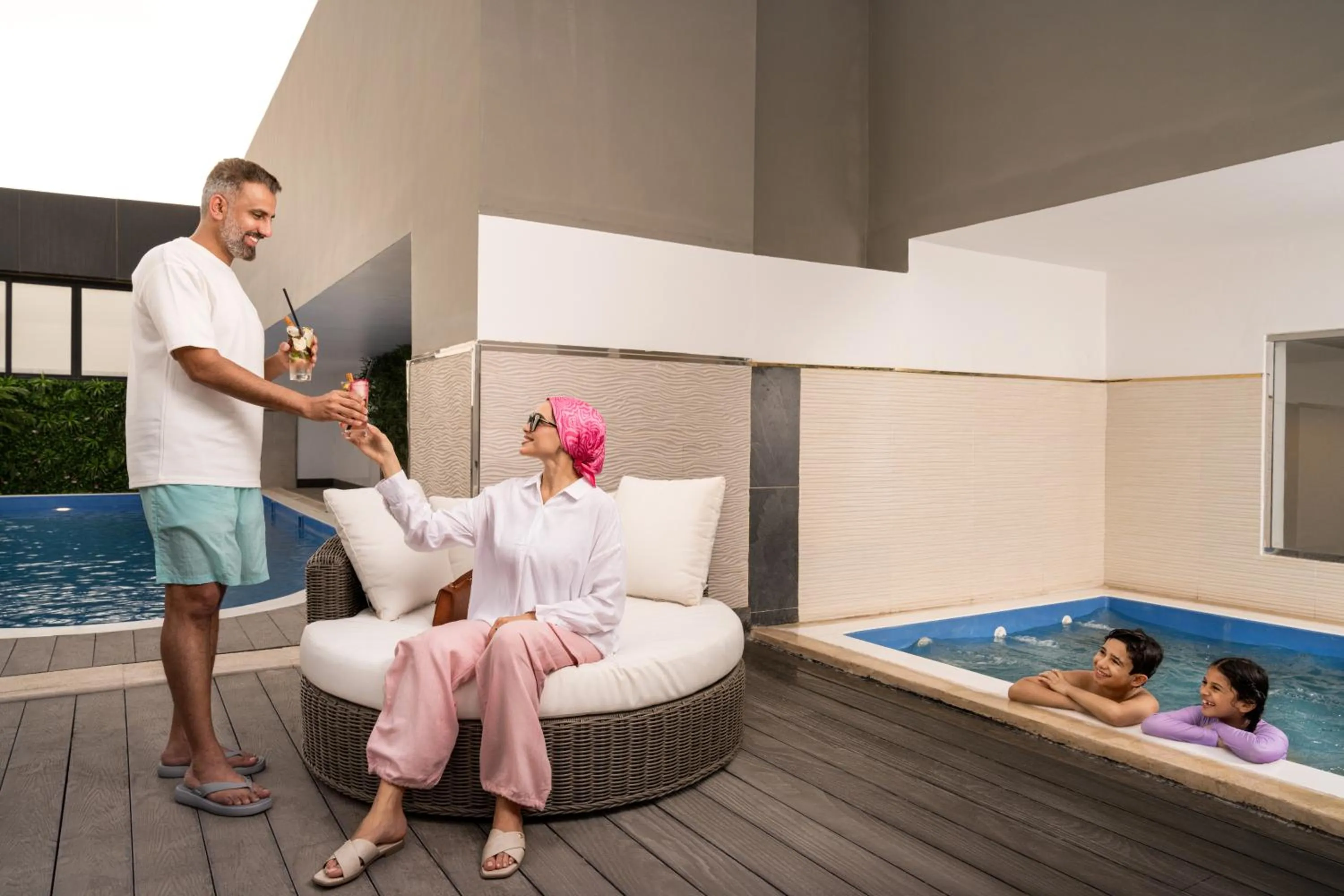 Pool view in Joudyan King Road Jeddah by Elafجوديان طريق الملك جدة