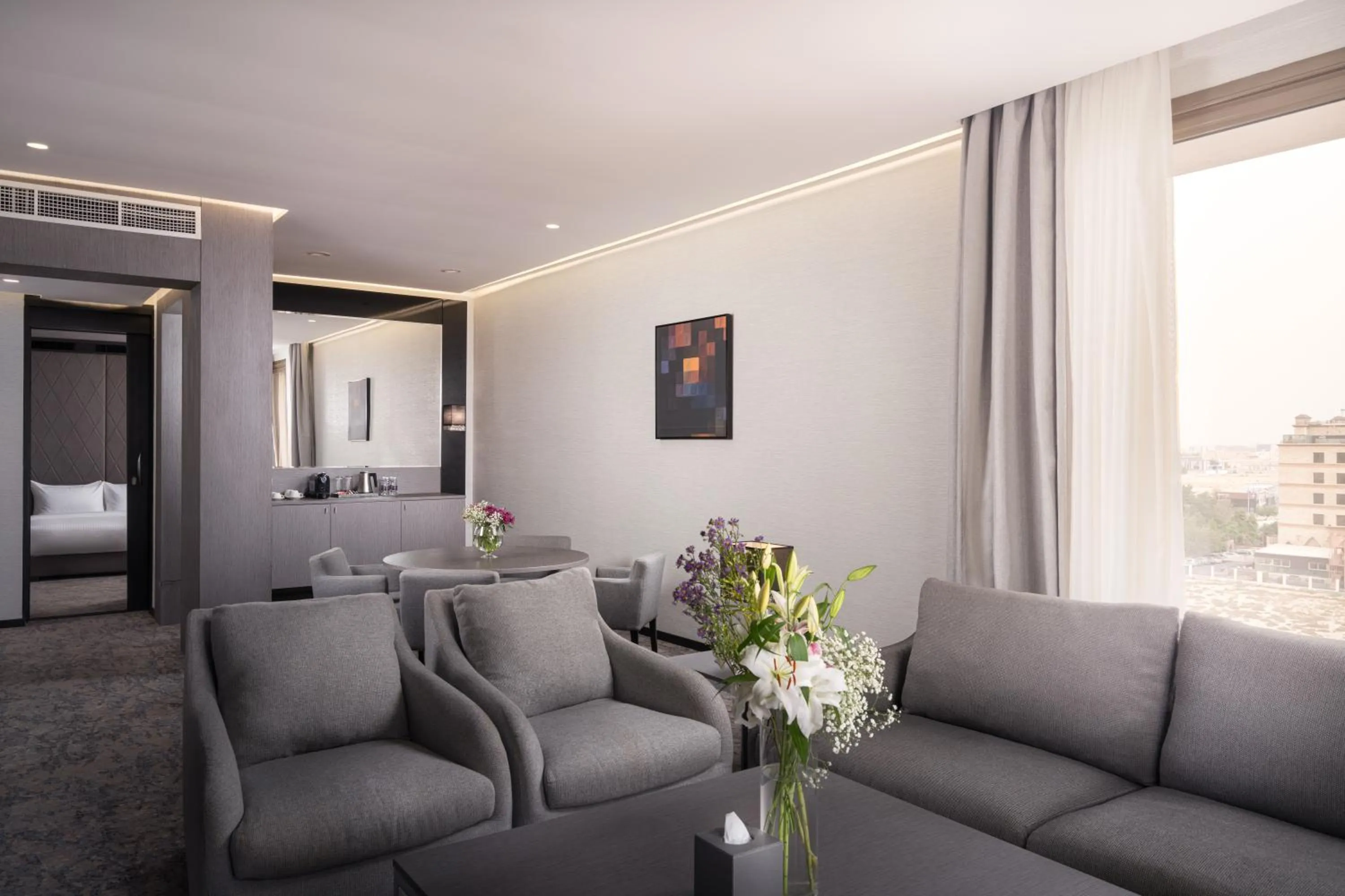 Living room in Joudyan King Road Jeddah by Elafجوديان طريق الملك جدة