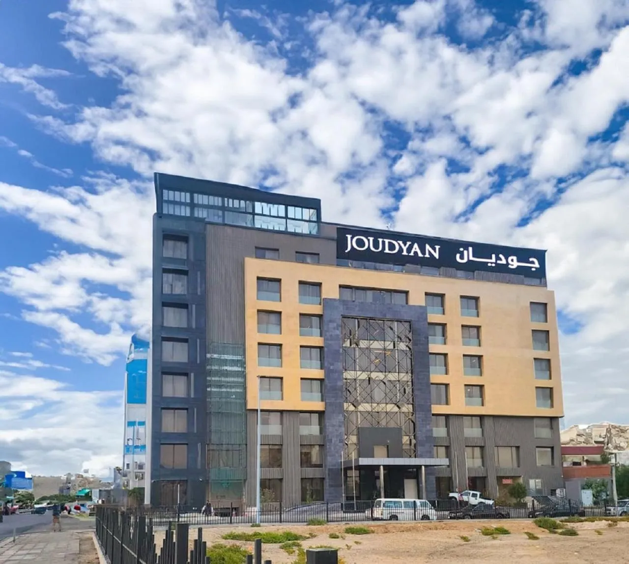 Property building in Joudyan King Road Jeddah by Elafجوديان طريق الملك جدة