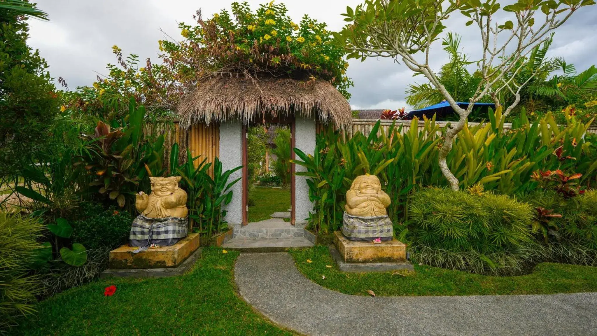 One-Bedroom Cottage in Green Coconut Cottage One-Bedroom Cottage in Green Coconut Cottage