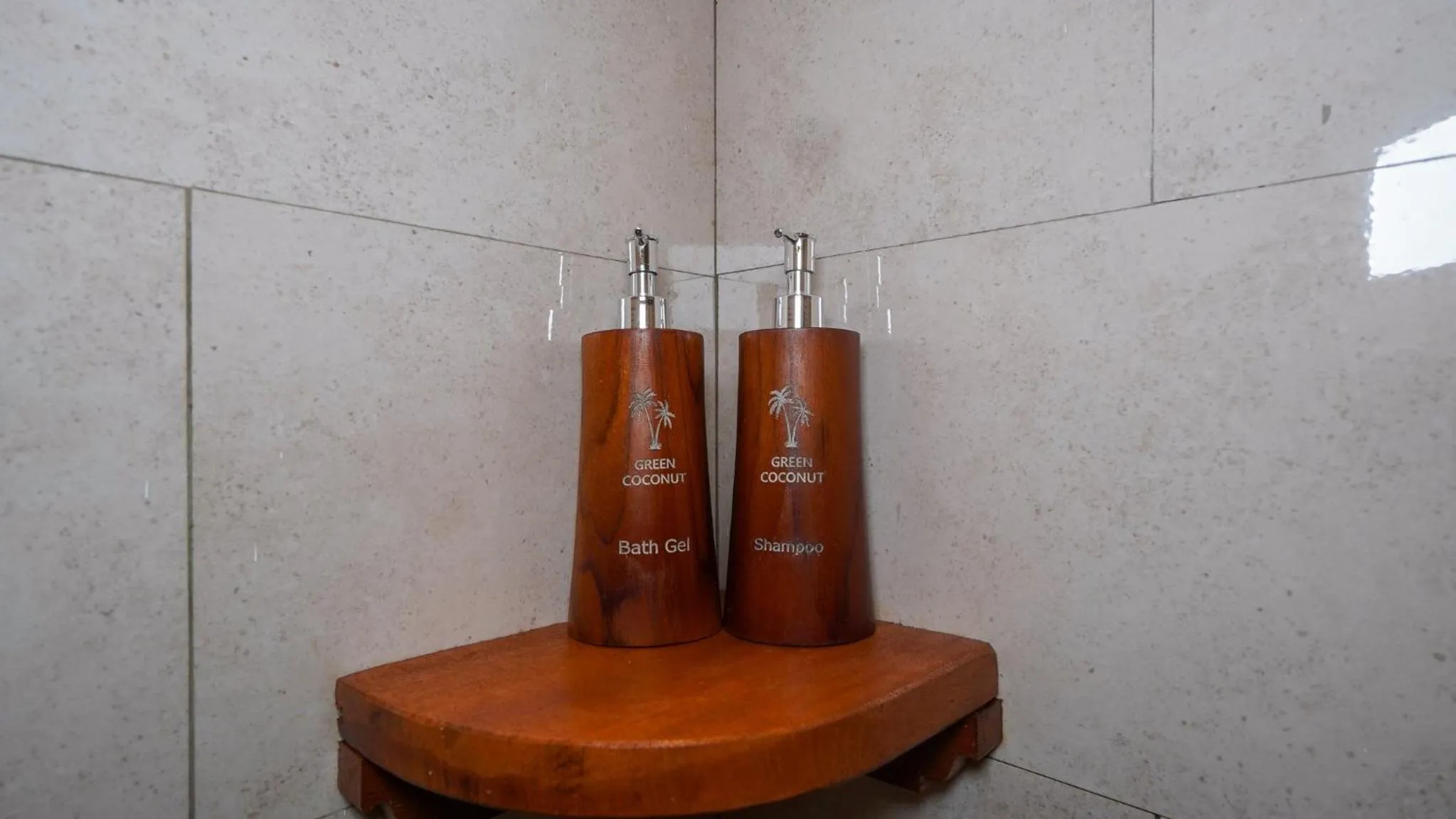 Bathroom in Green Coconut Cottage