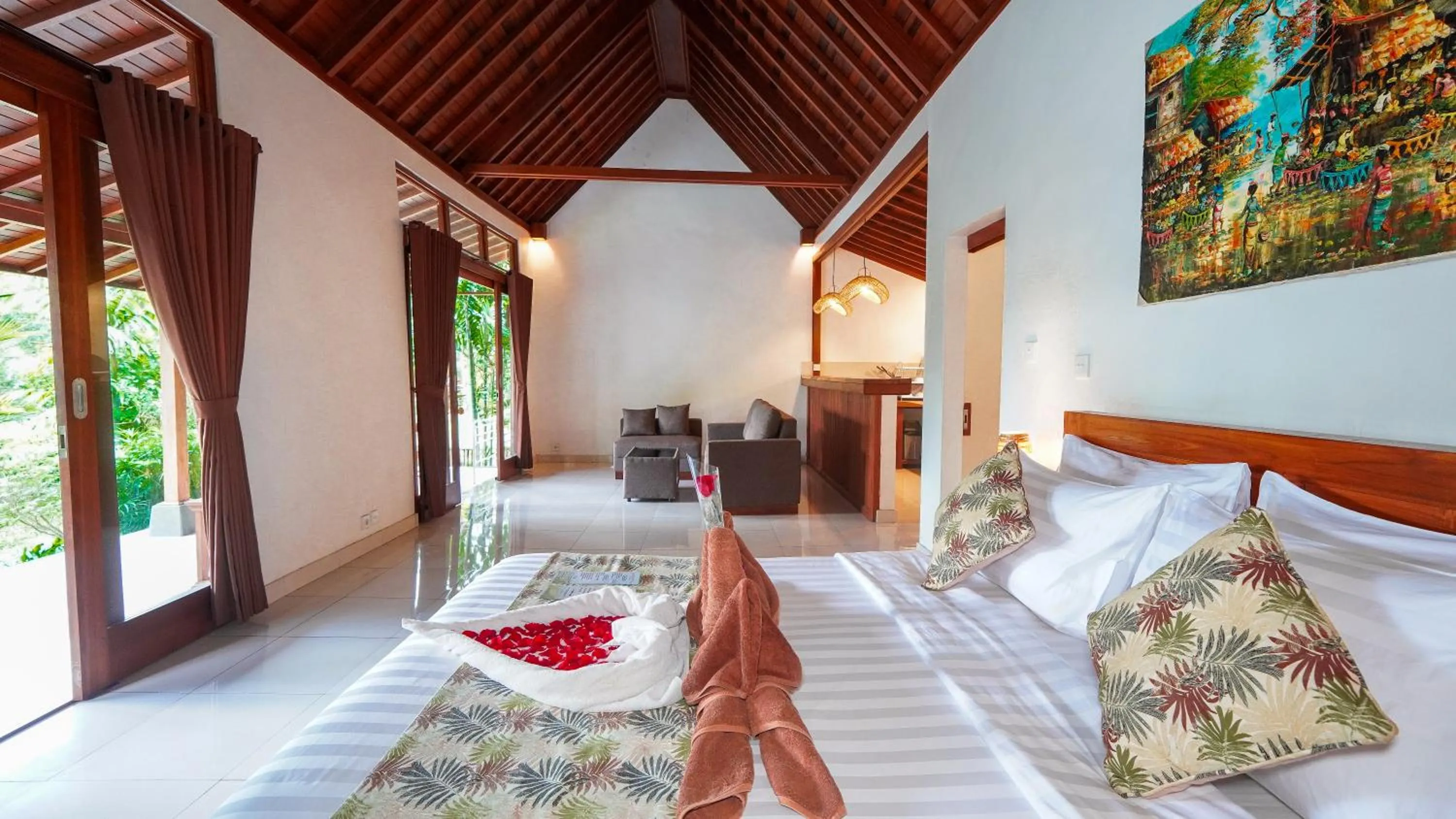 Bed in Green Coconut Cottage