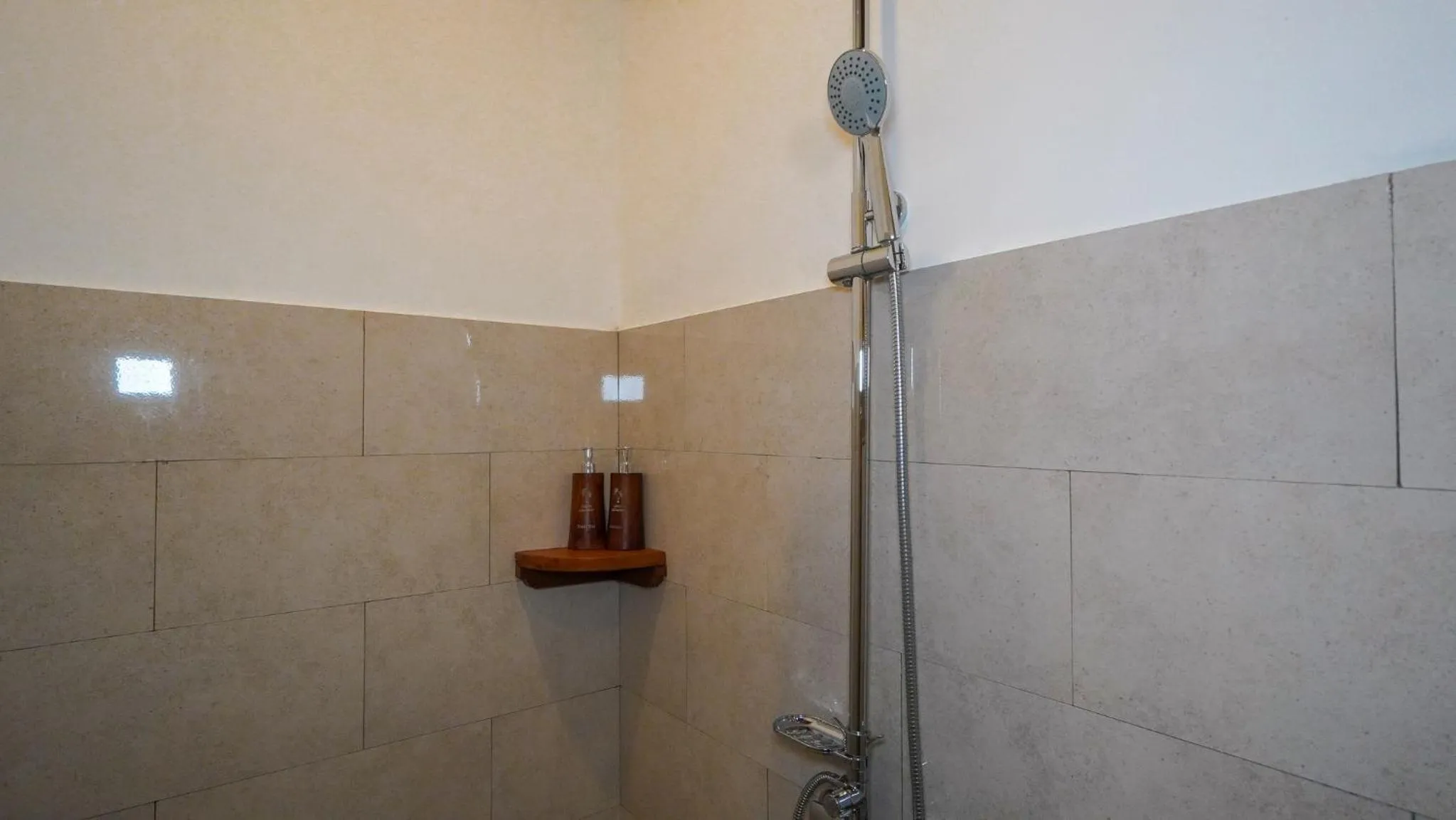 Shower in Green Coconut Cottage